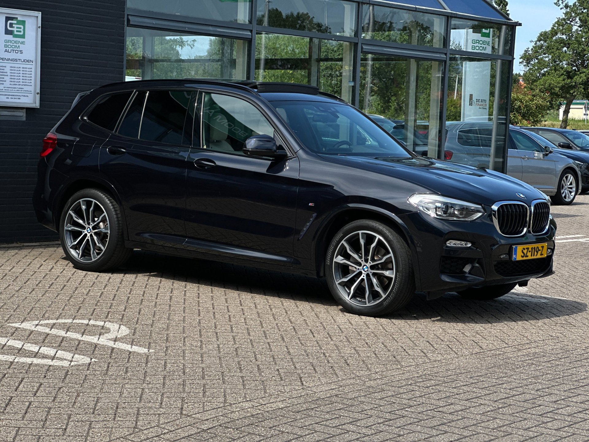 Foto van BMW X3 Xdrive20i