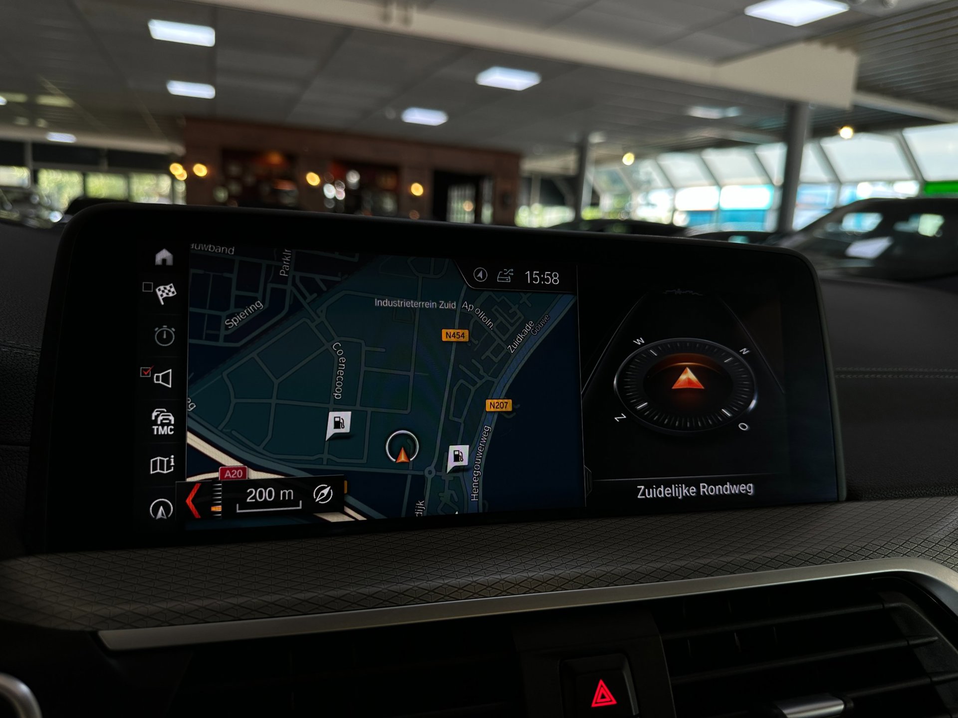 Foto van BMW X3 Xdrive20i