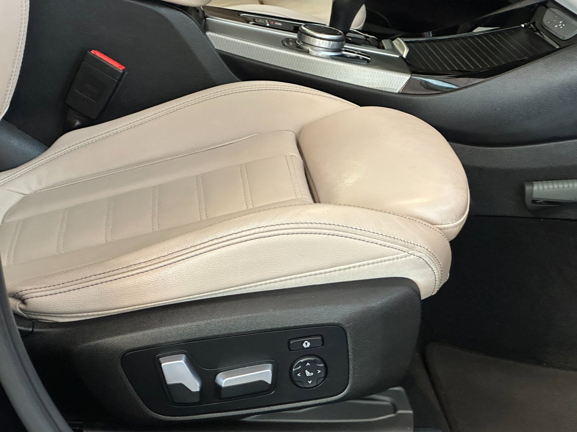 Foto van BMW X3 Xdrive20i