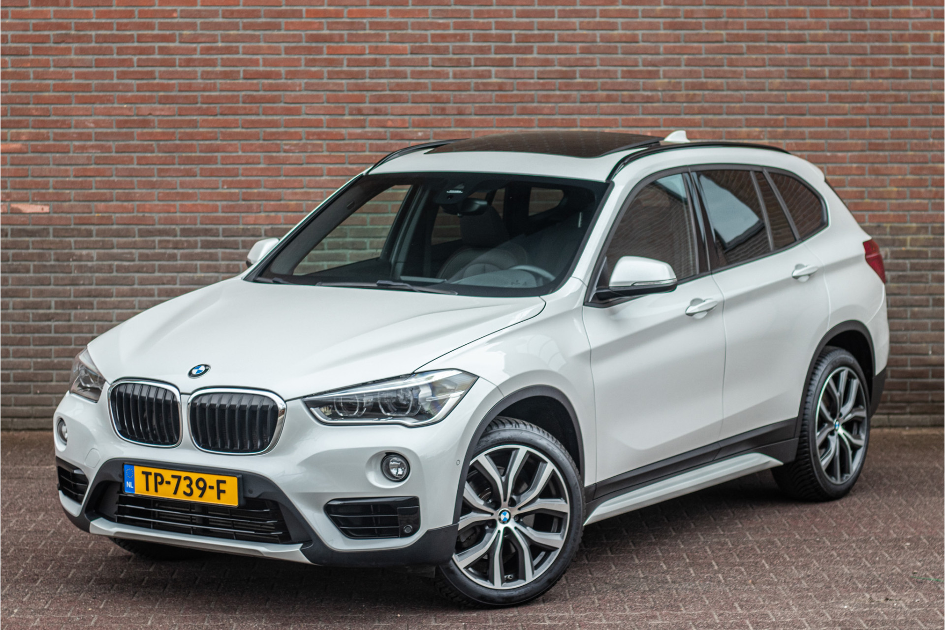 Foto van BMW X1