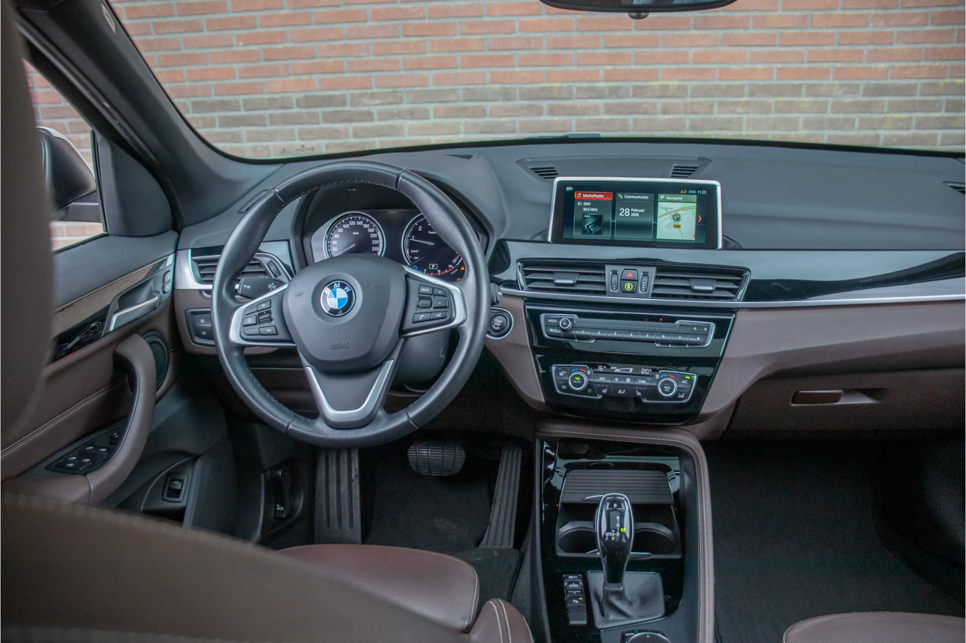 Foto van BMW X1