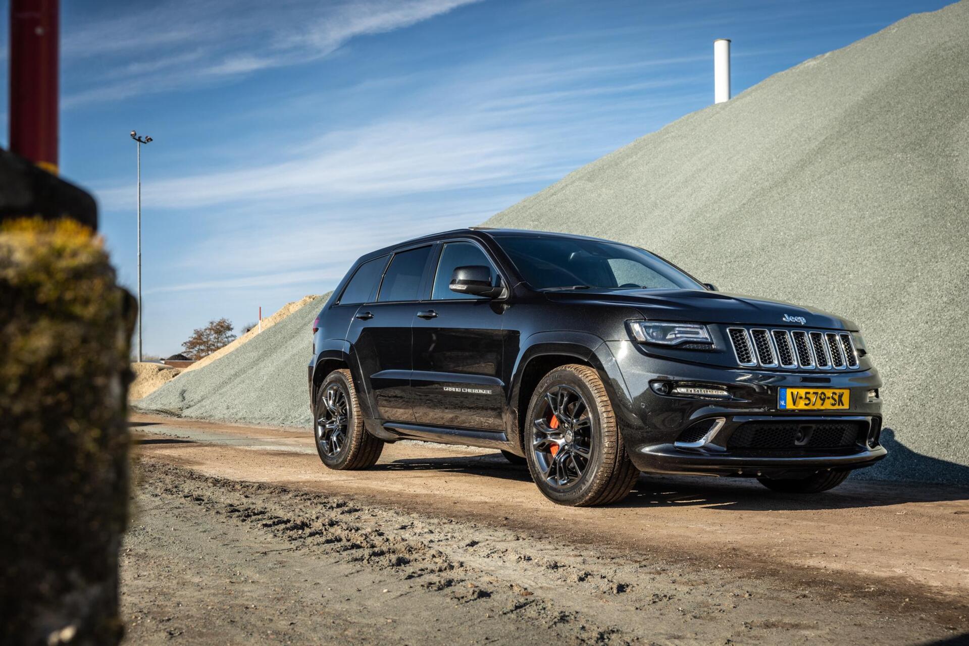 Foto van Jeep Grand Cherokee SRT