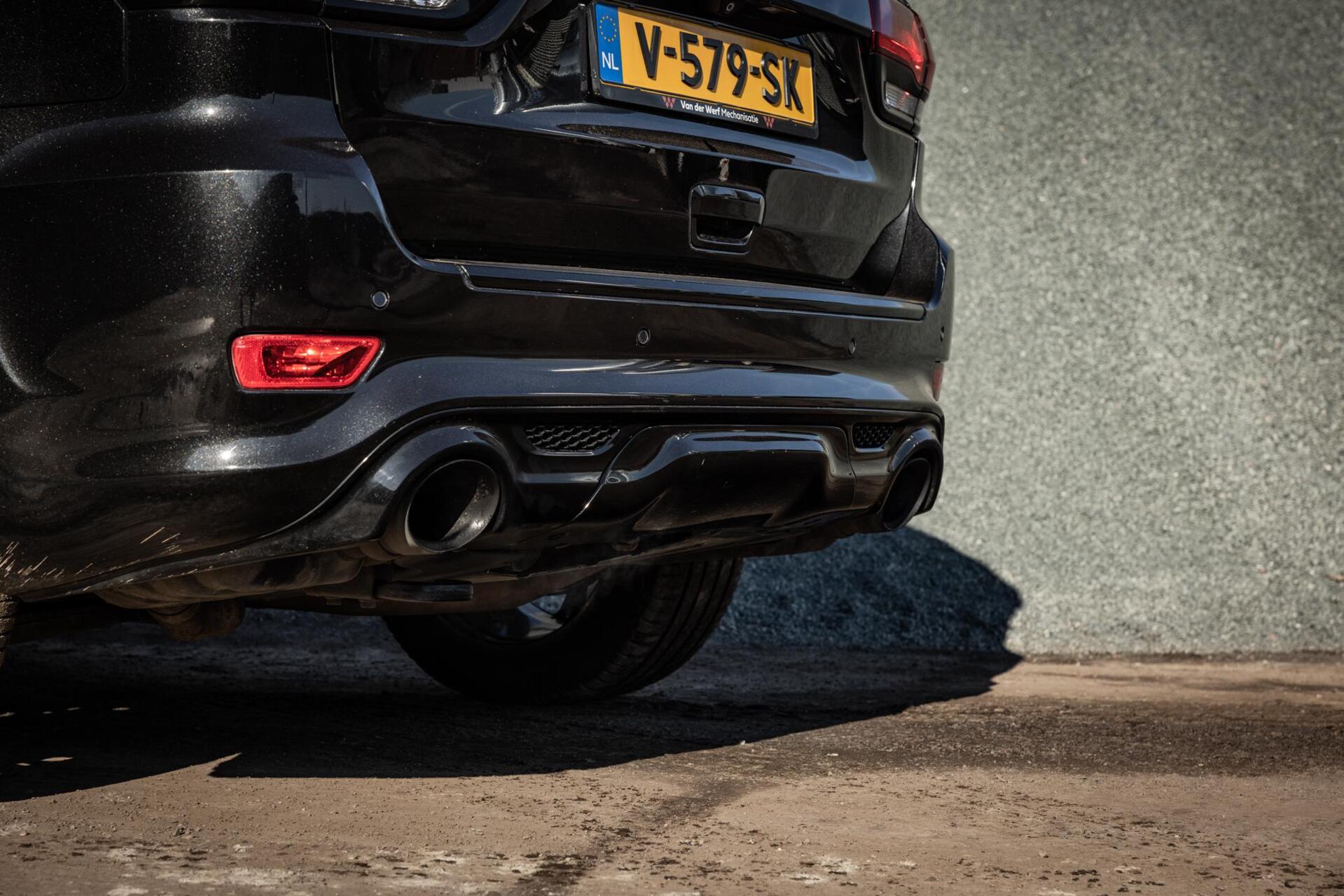 Foto van Jeep Grand Cherokee SRT