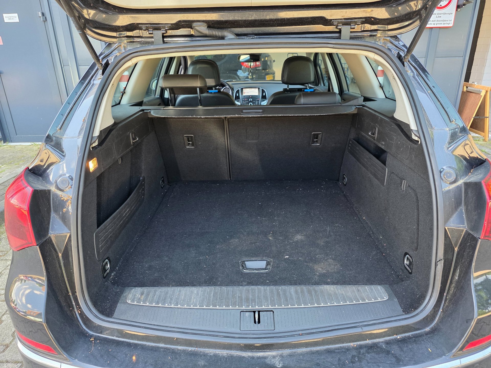 Foto van Opel Astra Sports Tourer