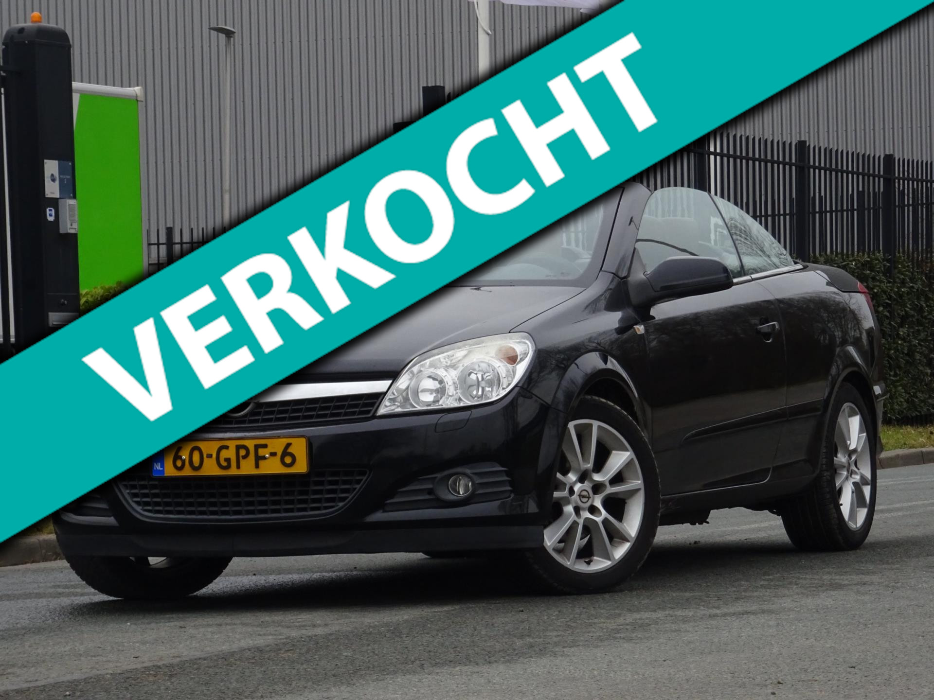 Opel Astra Twin Top 1.8 Temptation NAP/LEER/AIRCO/CRUISE/PDC 2008 - voorkant