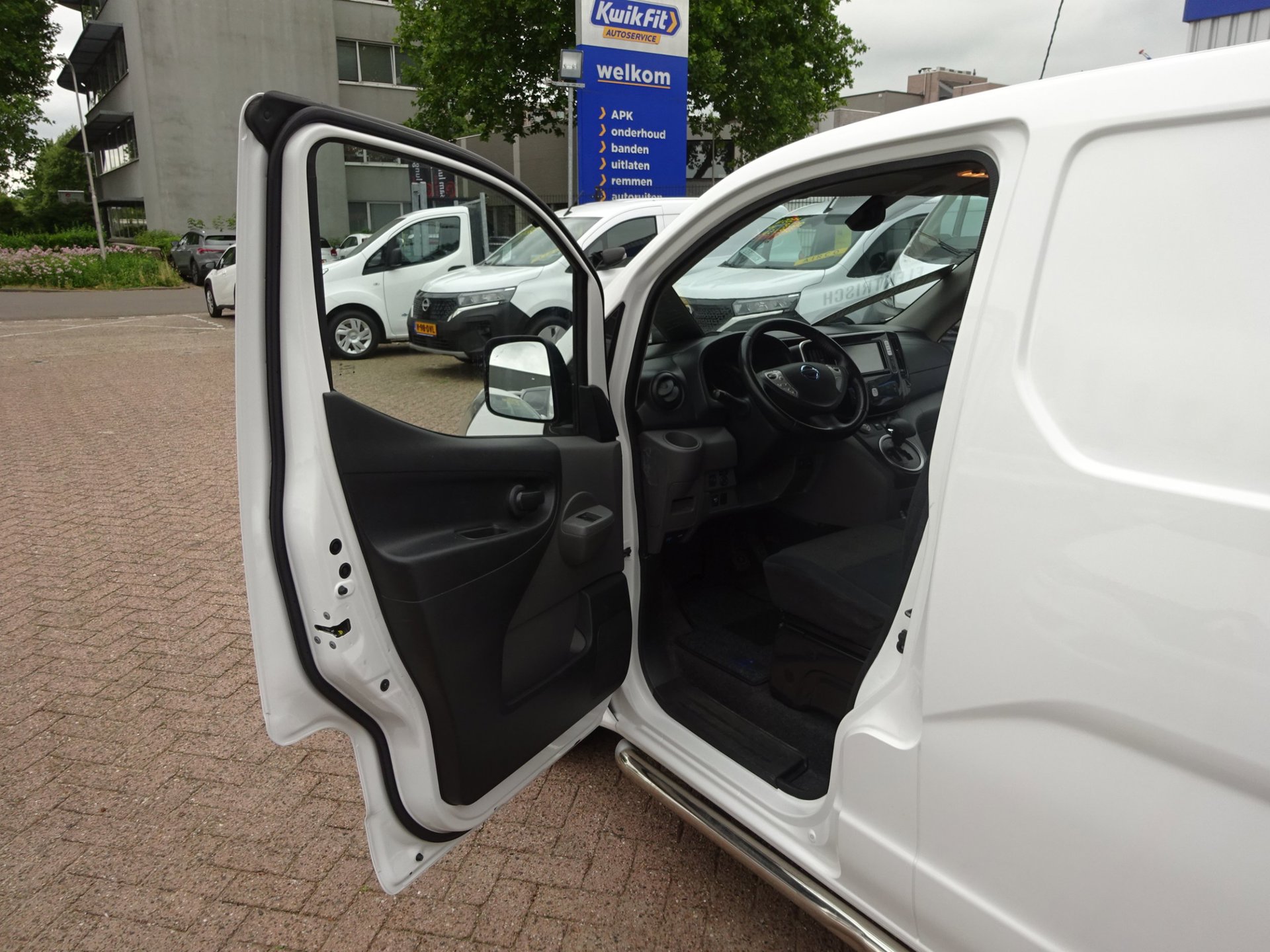 Foto van Nissan Nissan E-nv200