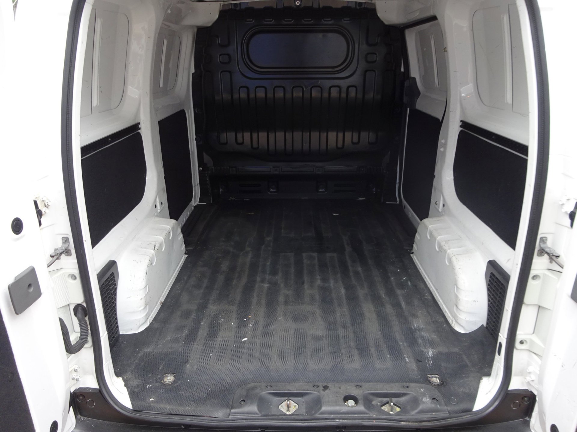 Foto van Nissan Nissan E-nv200