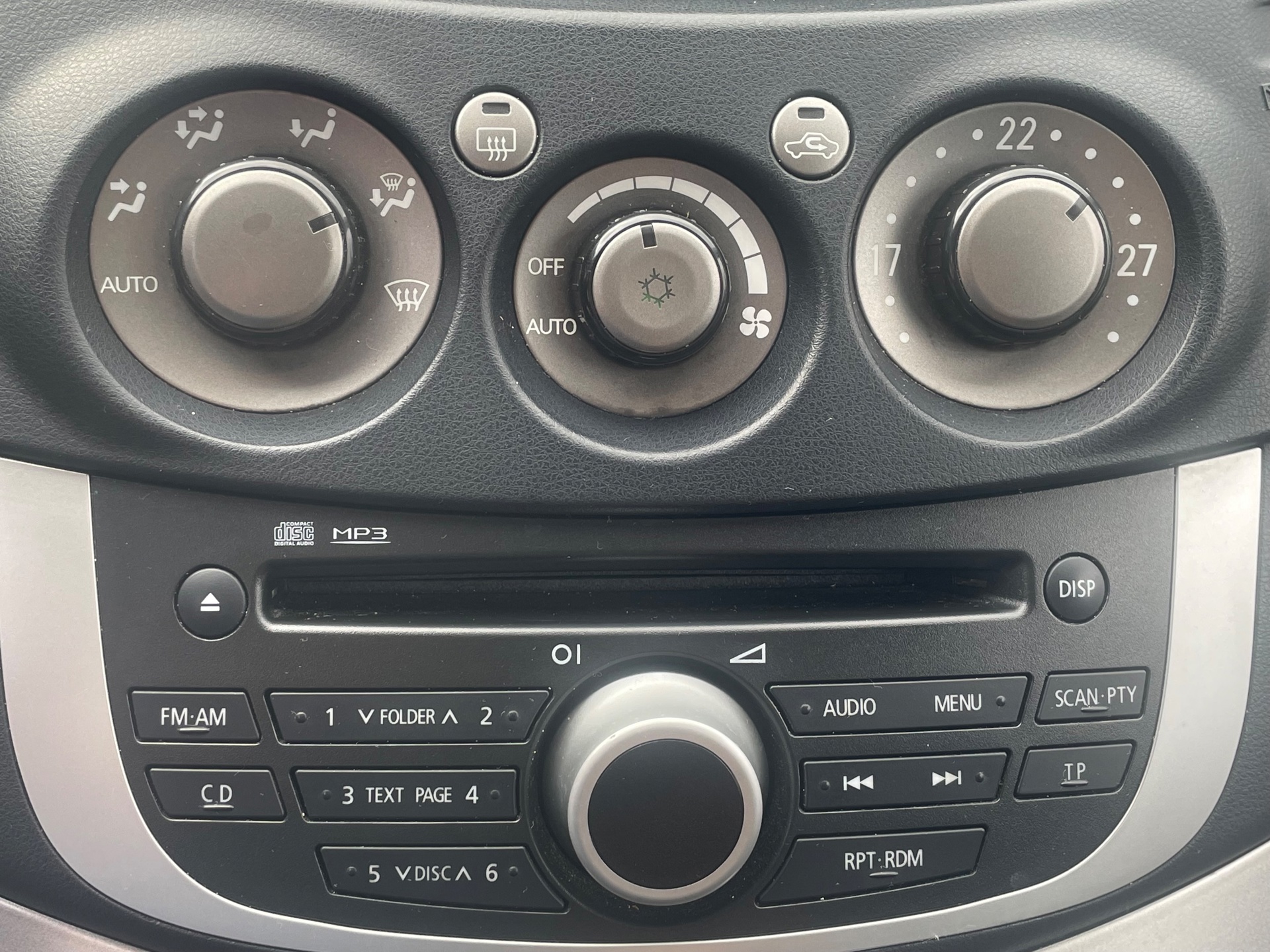 Foto van Mitsubishi Mitsubishi Grandis