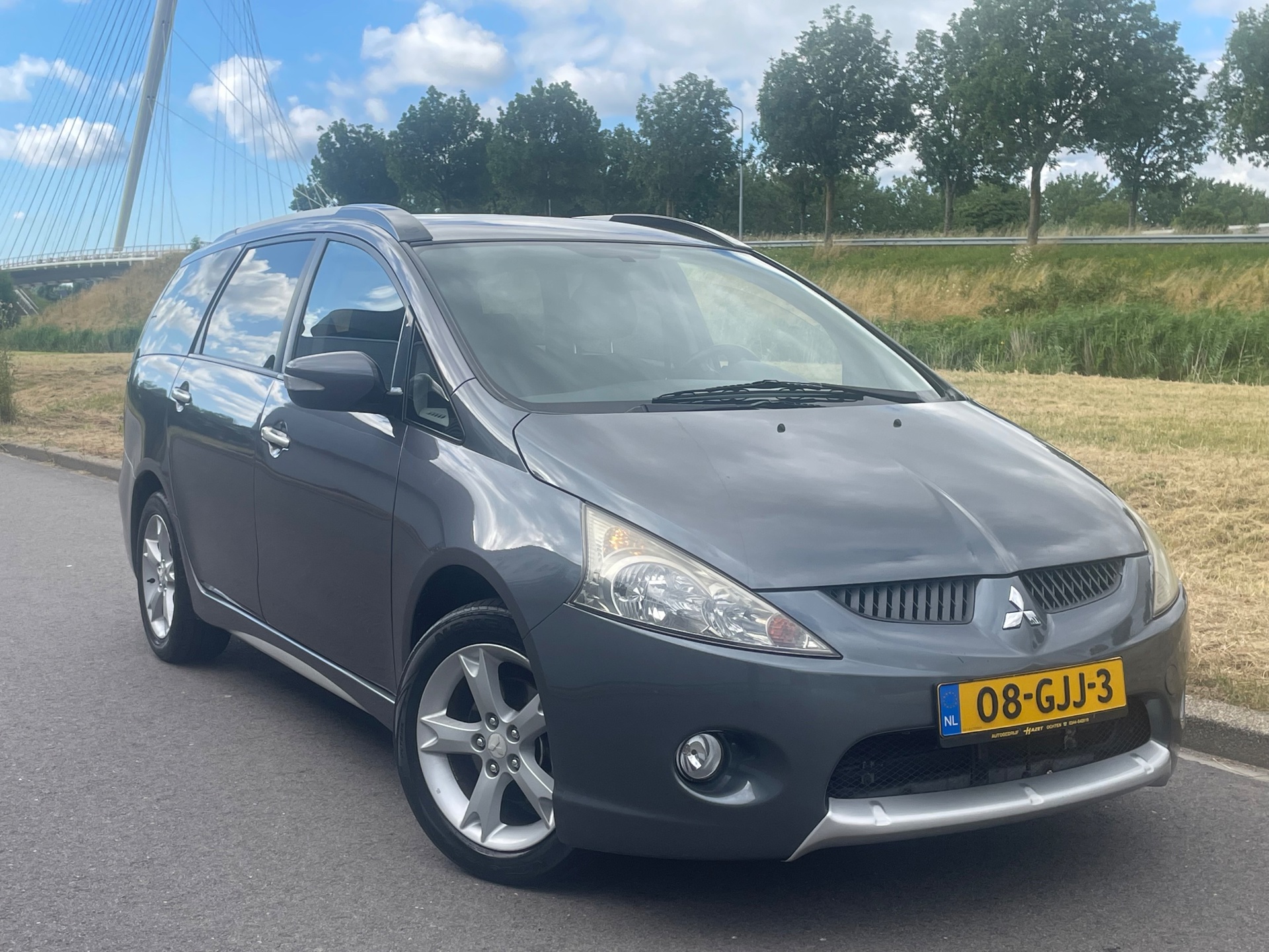 Foto van Mitsubishi Mitsubishi Grandis