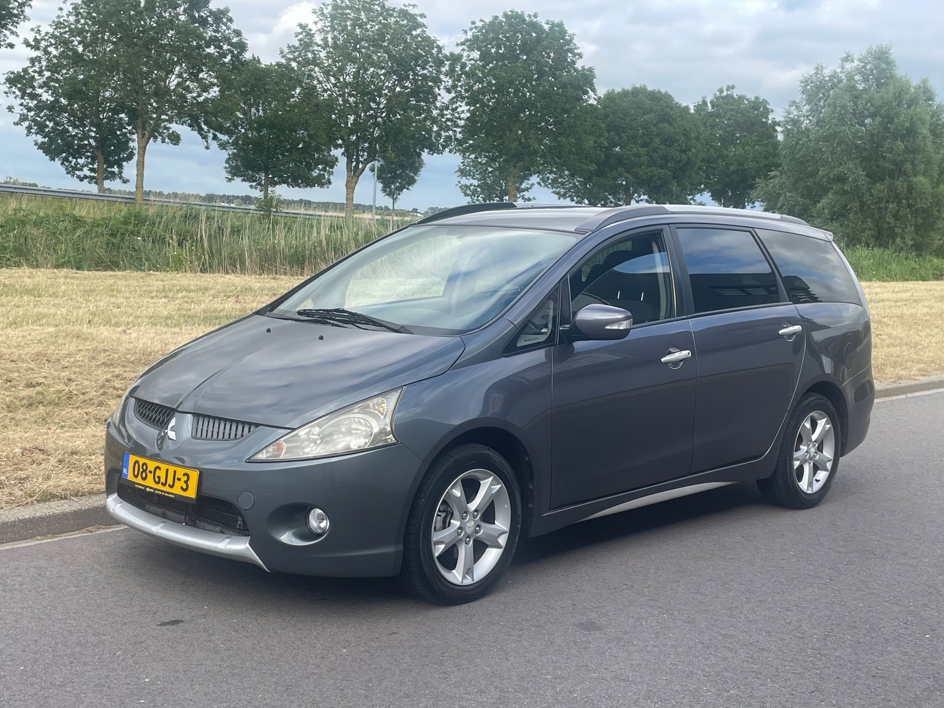 Foto van Mitsubishi Mitsubishi Grandis