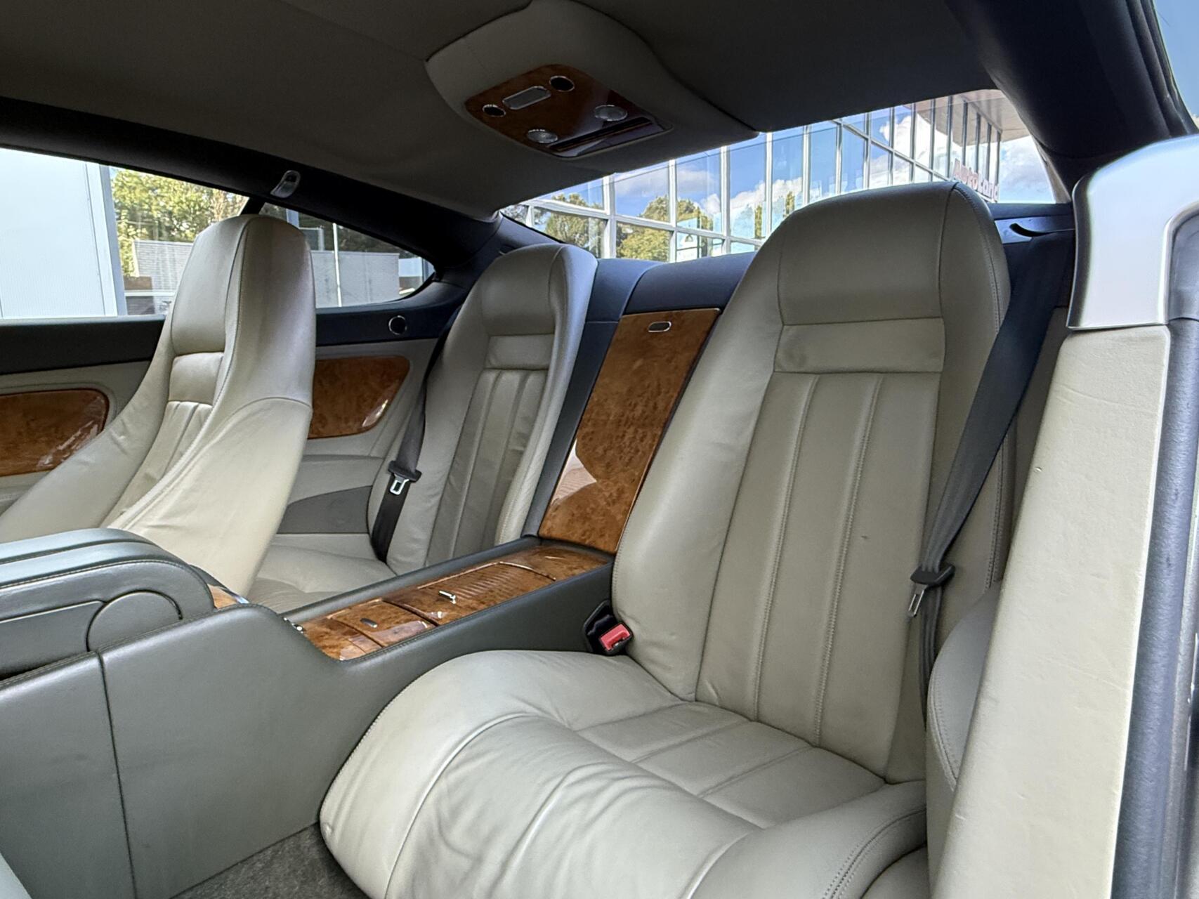 Foto van Bentley Bentley Continental GT