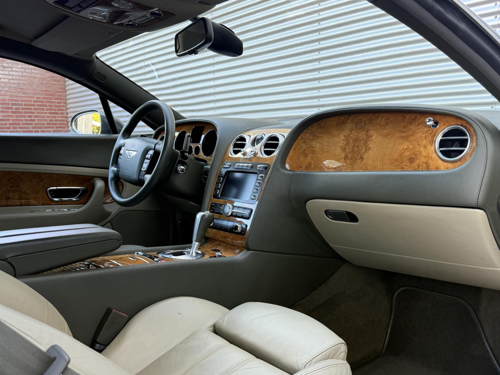 Foto van Bentley Bentley Continental GT