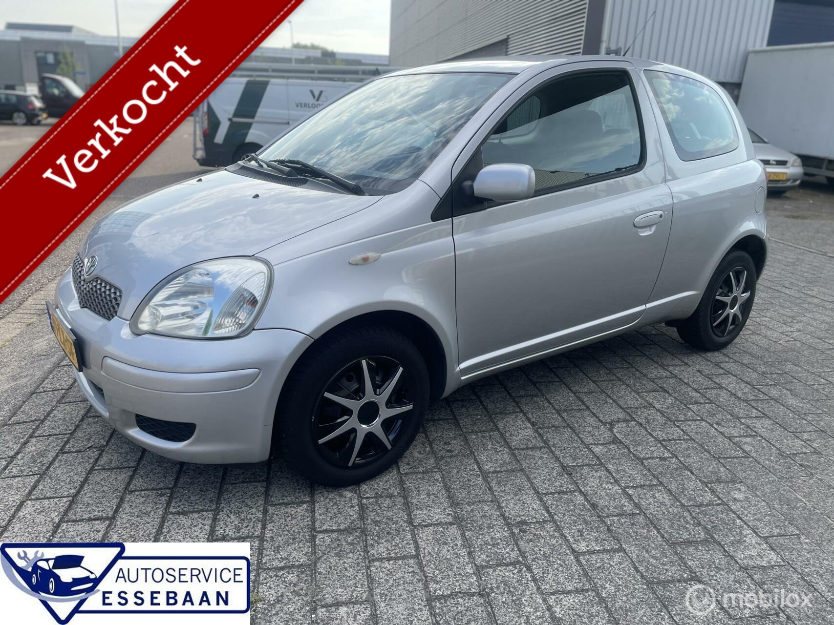 Toyota Yaris 1.3 VVT-i Sol 2003 - voorkant