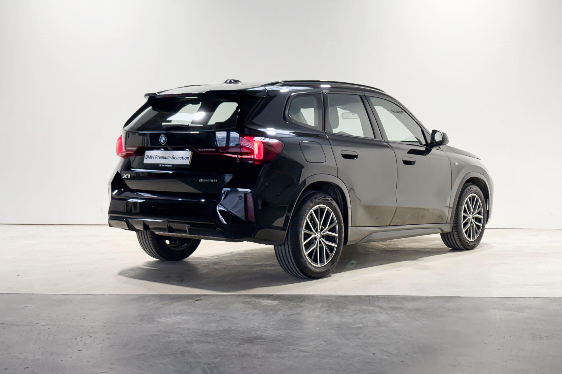 Foto van BMW X1 Sdrive18i