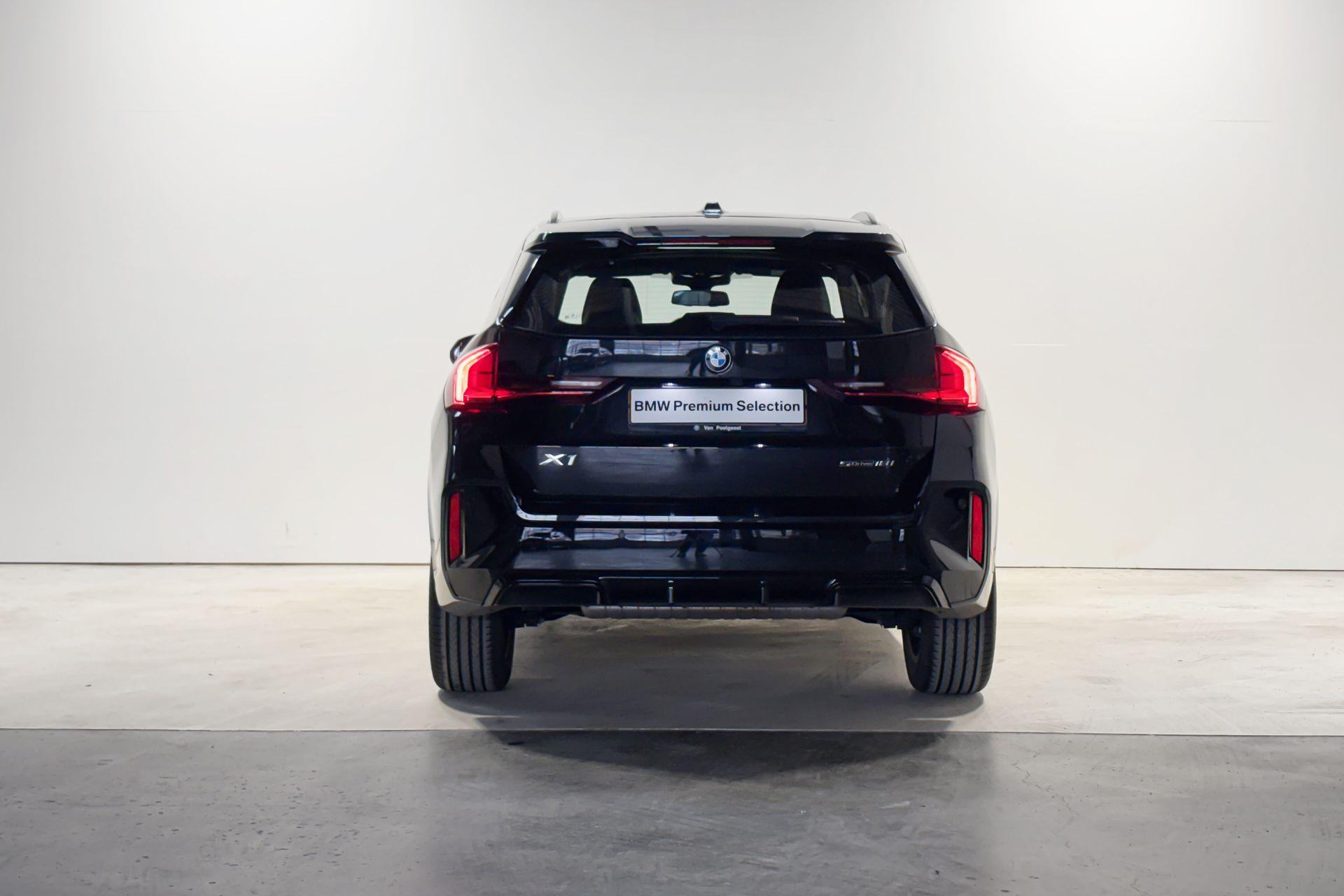 Foto van BMW X1 Sdrive18i