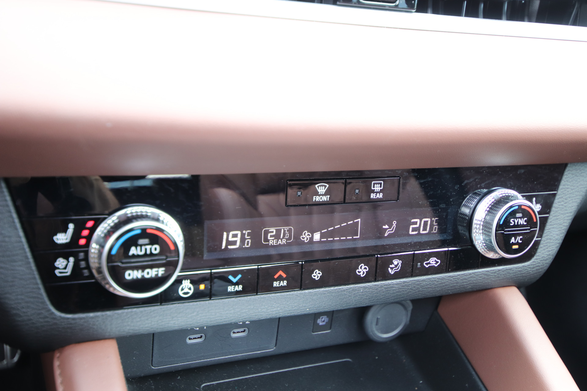 Foto van Mitsubishi Mitsubishi Outlander