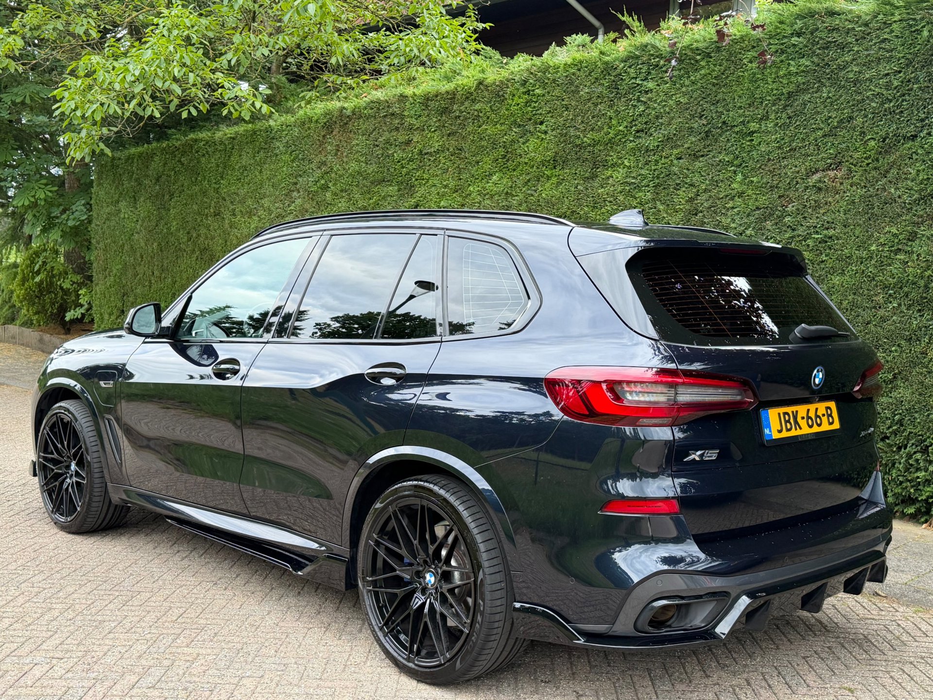 Foto van BMW X5 Xdrive45e