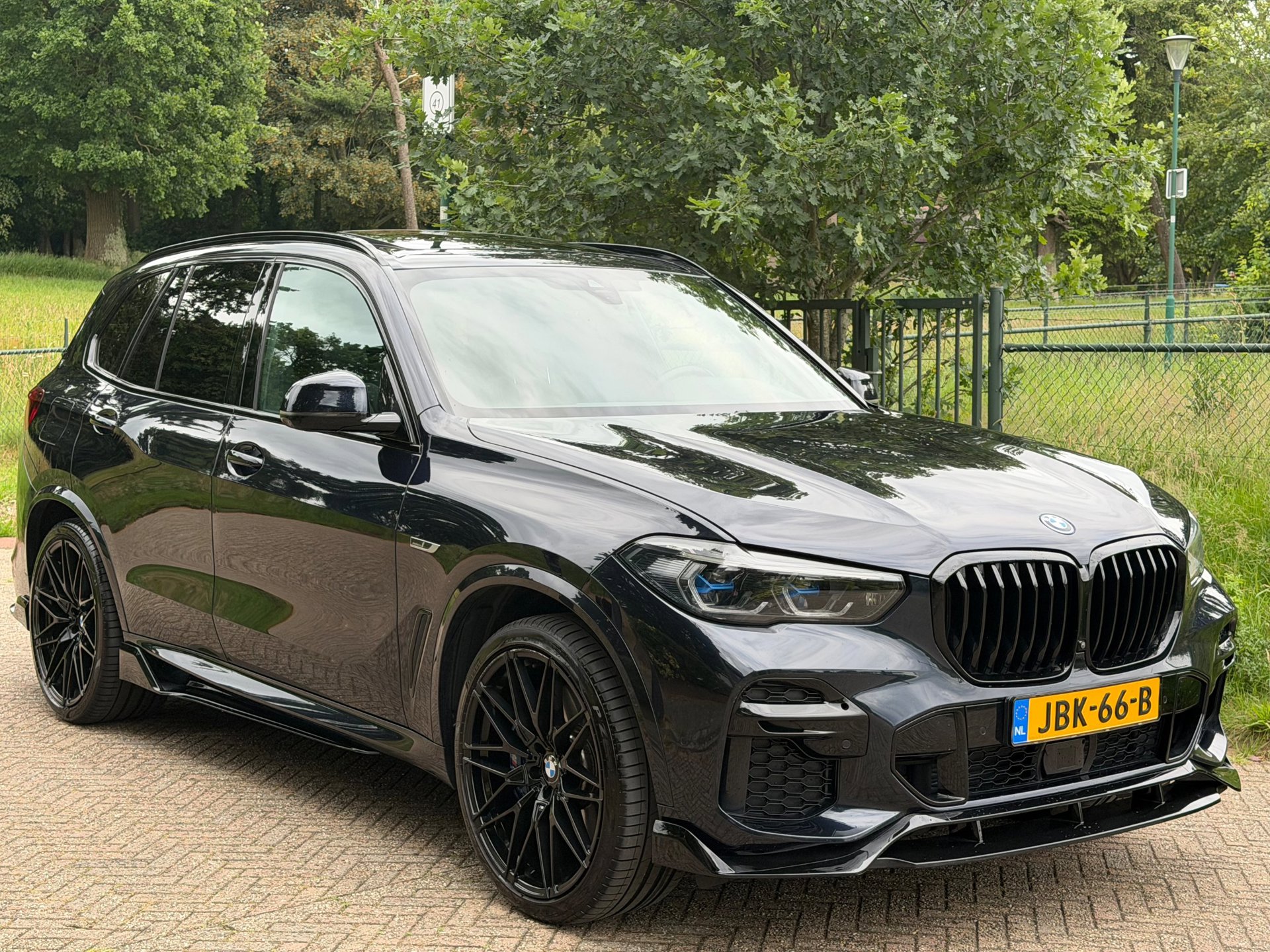 Foto van BMW X5 Xdrive45e