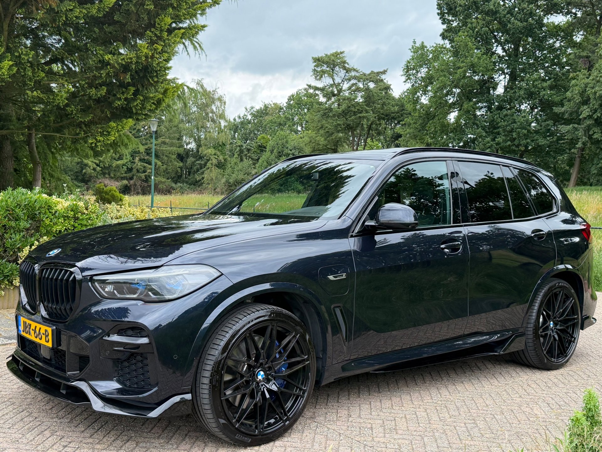 Foto van BMW X5 Xdrive45e