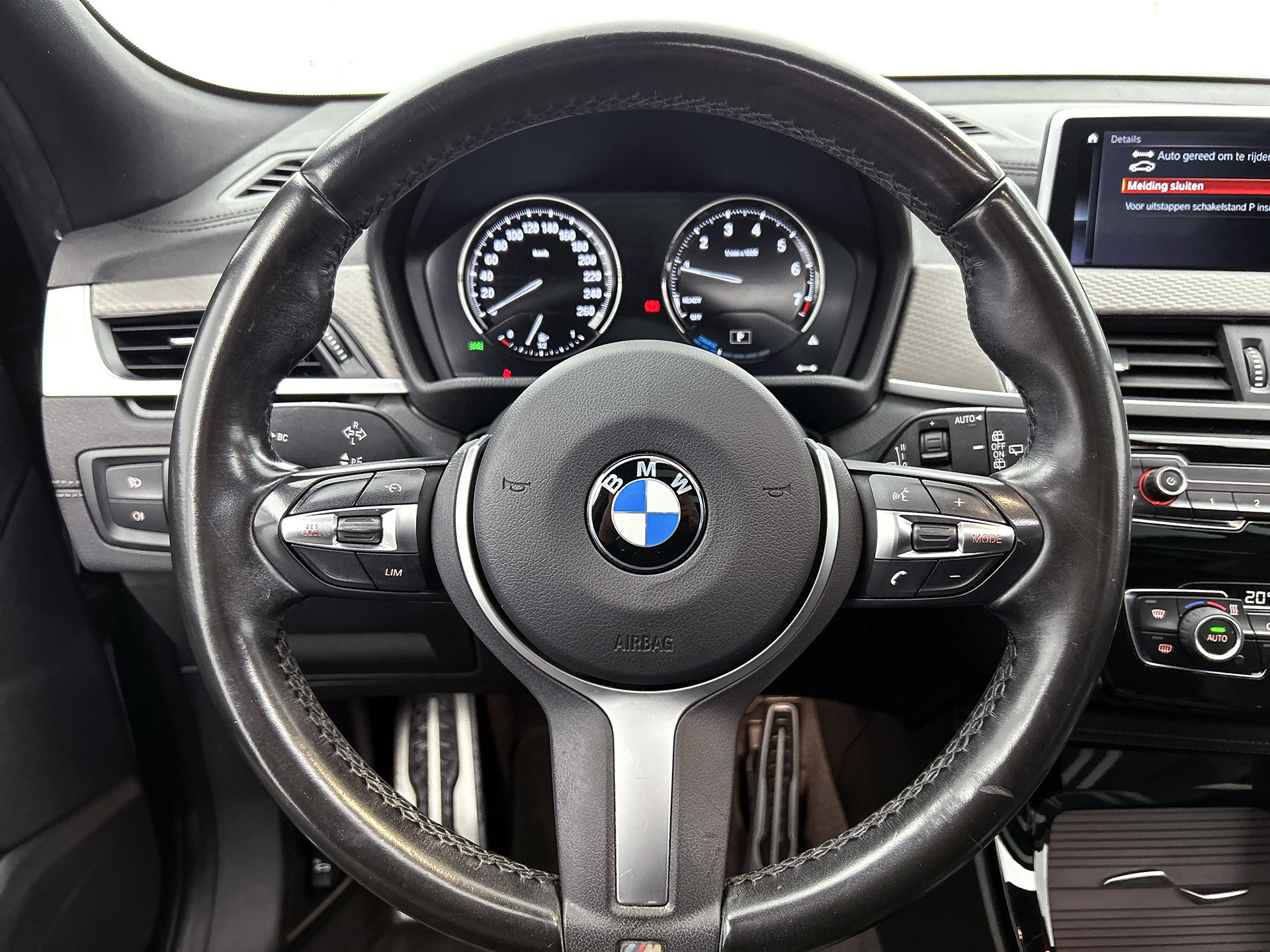 Foto van BMW X2 Xdrive25e