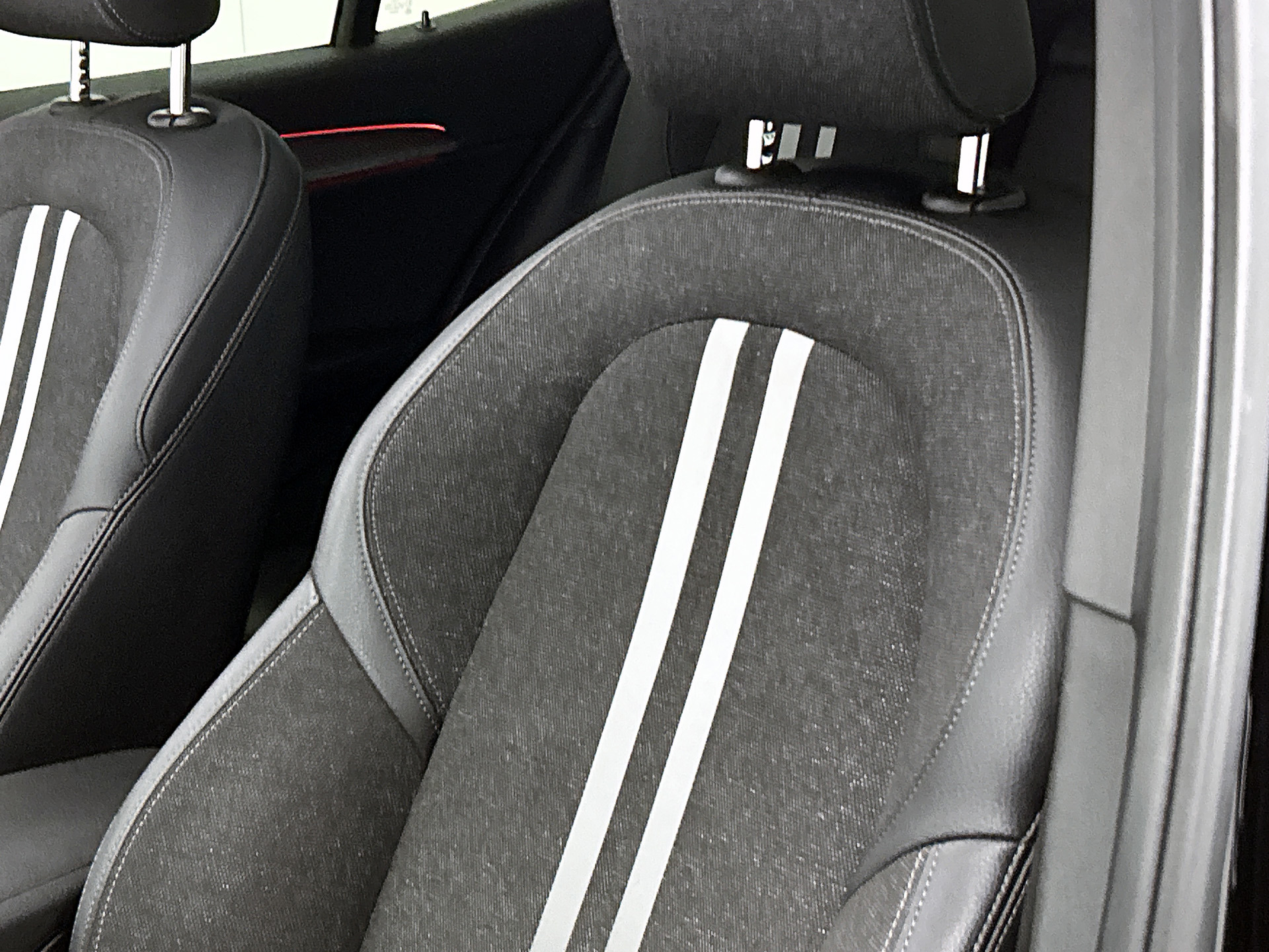 Foto van BMW X2 Xdrive25e