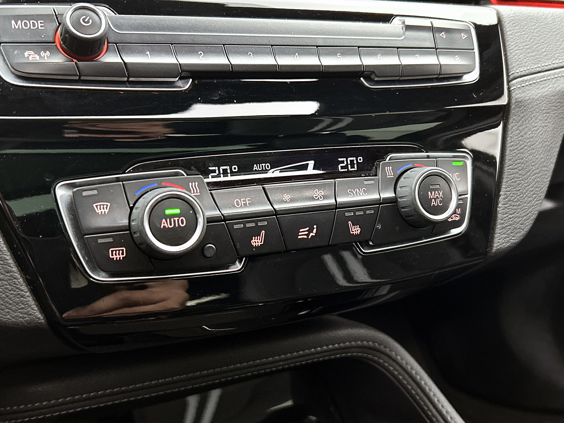 Foto van BMW X2 Xdrive25e