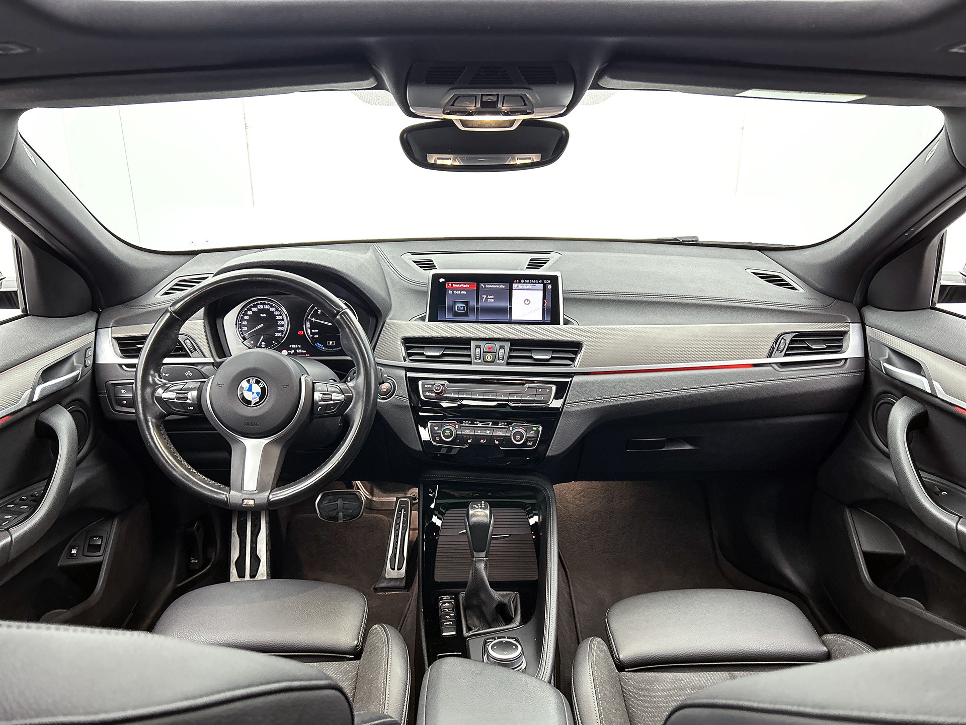 Foto van BMW X2 Xdrive25e