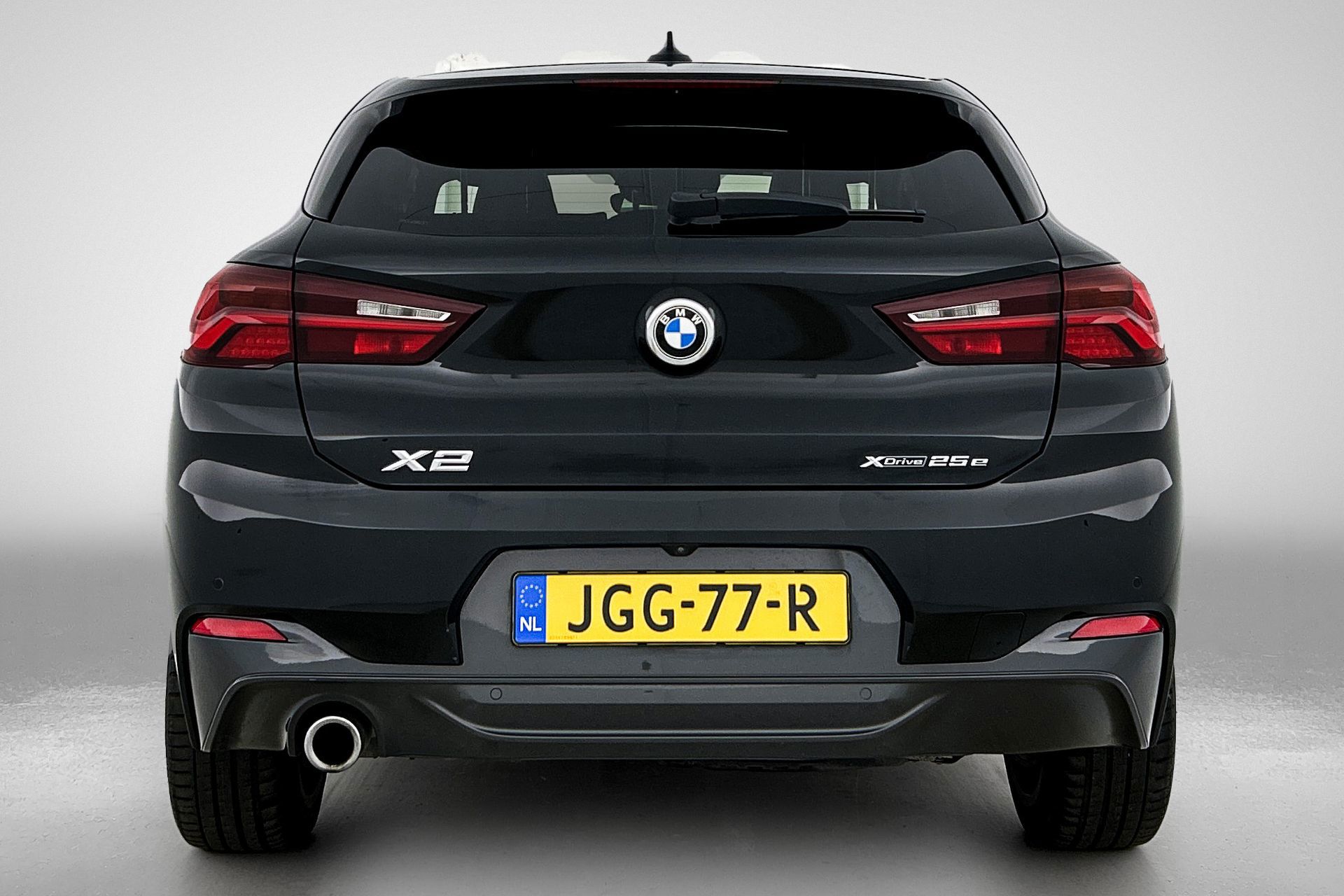 Foto van BMW X2 Xdrive25e