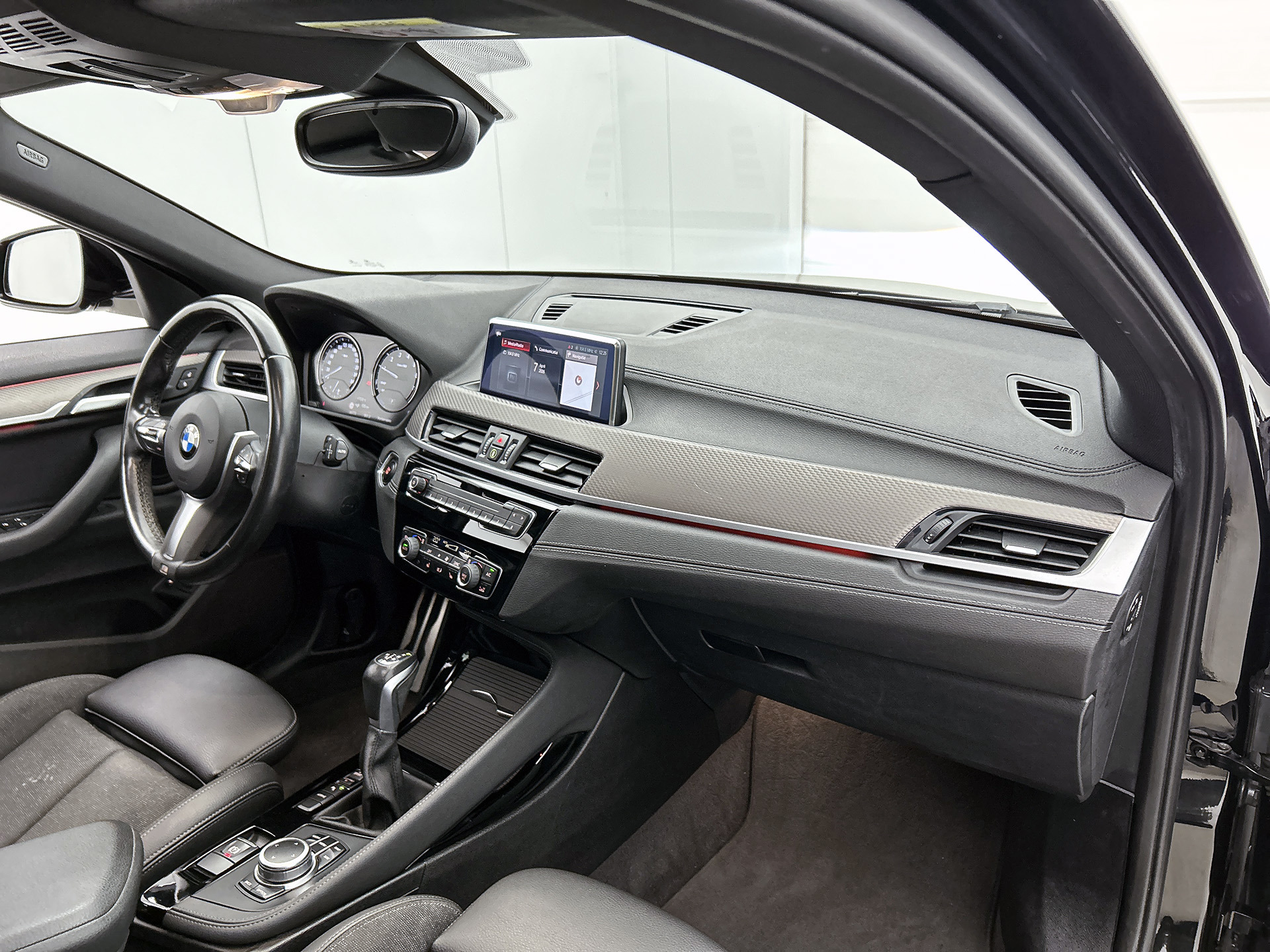 Foto van BMW X2 Xdrive25e