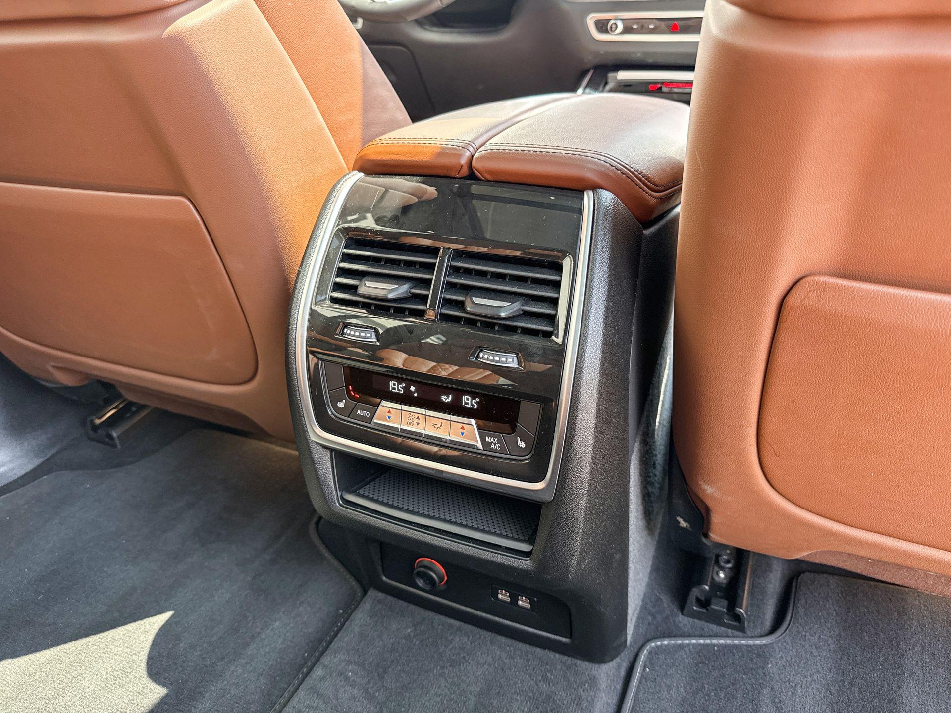 Foto van BMW X7 Xdrive40i