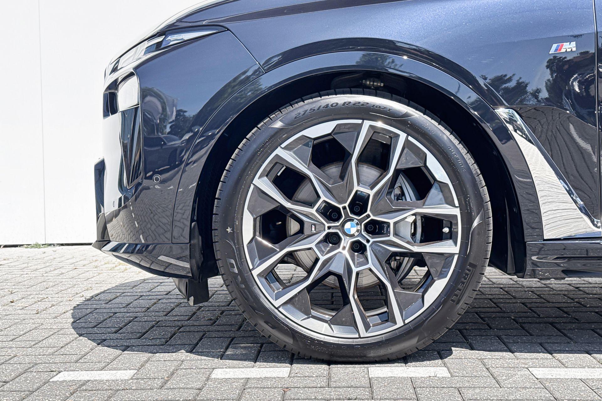 Foto van BMW X7 Xdrive40i