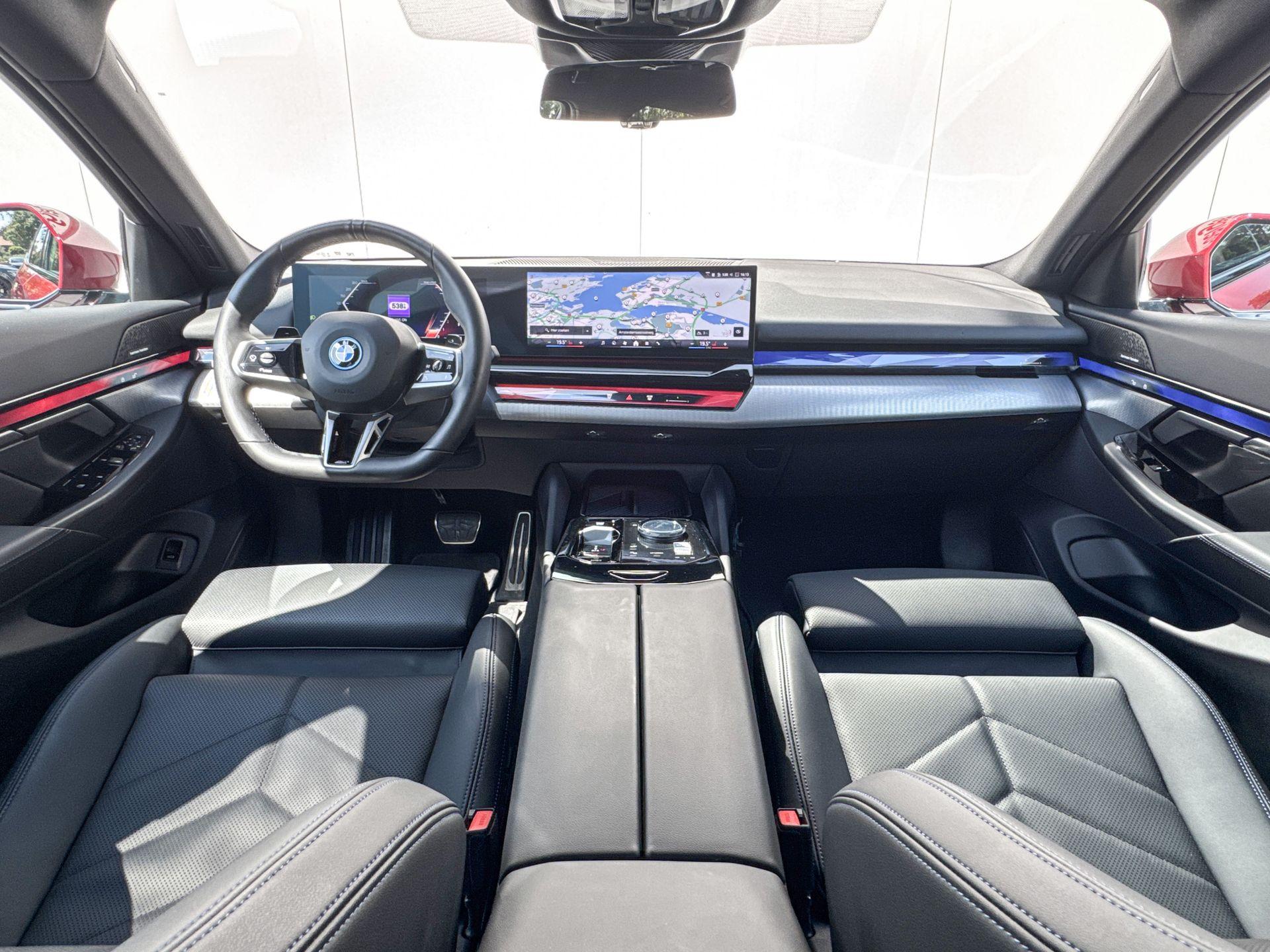 Foto van BMW 550e xDrive