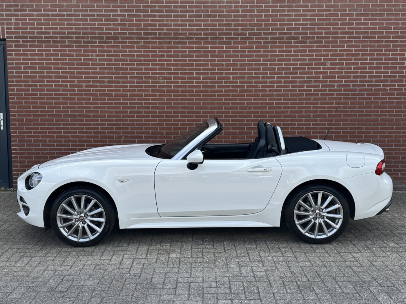 Foto van Fiat Fiat 124 Spider