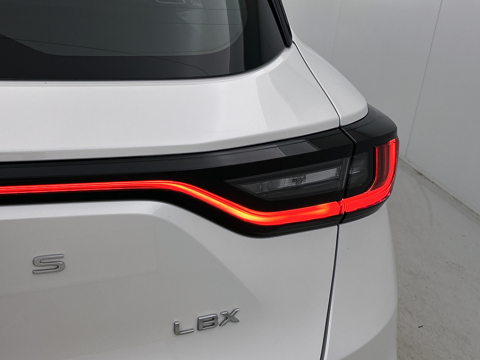 Foto van Lexus Lexus LBX