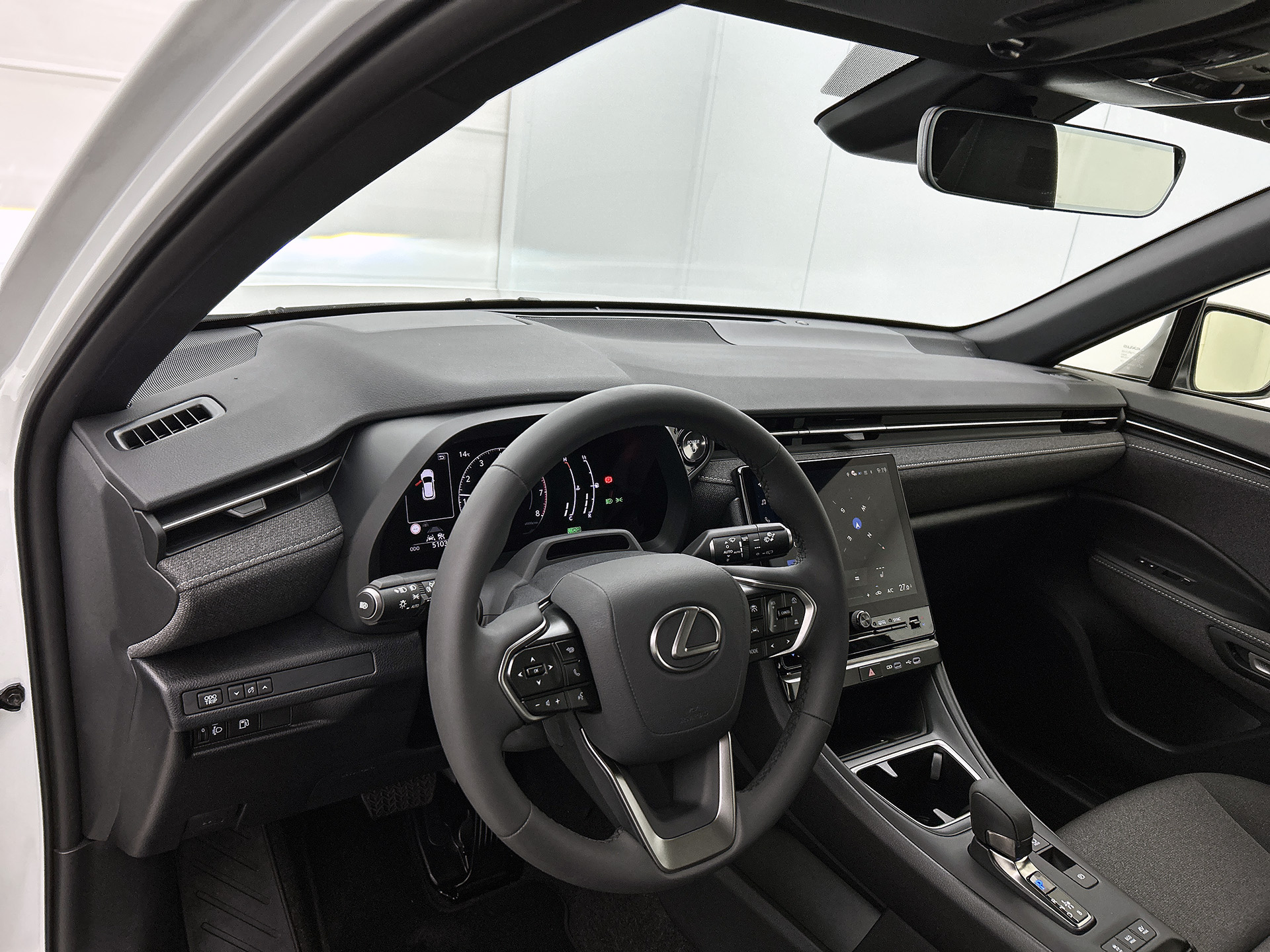 Foto van Lexus Lexus LBX
