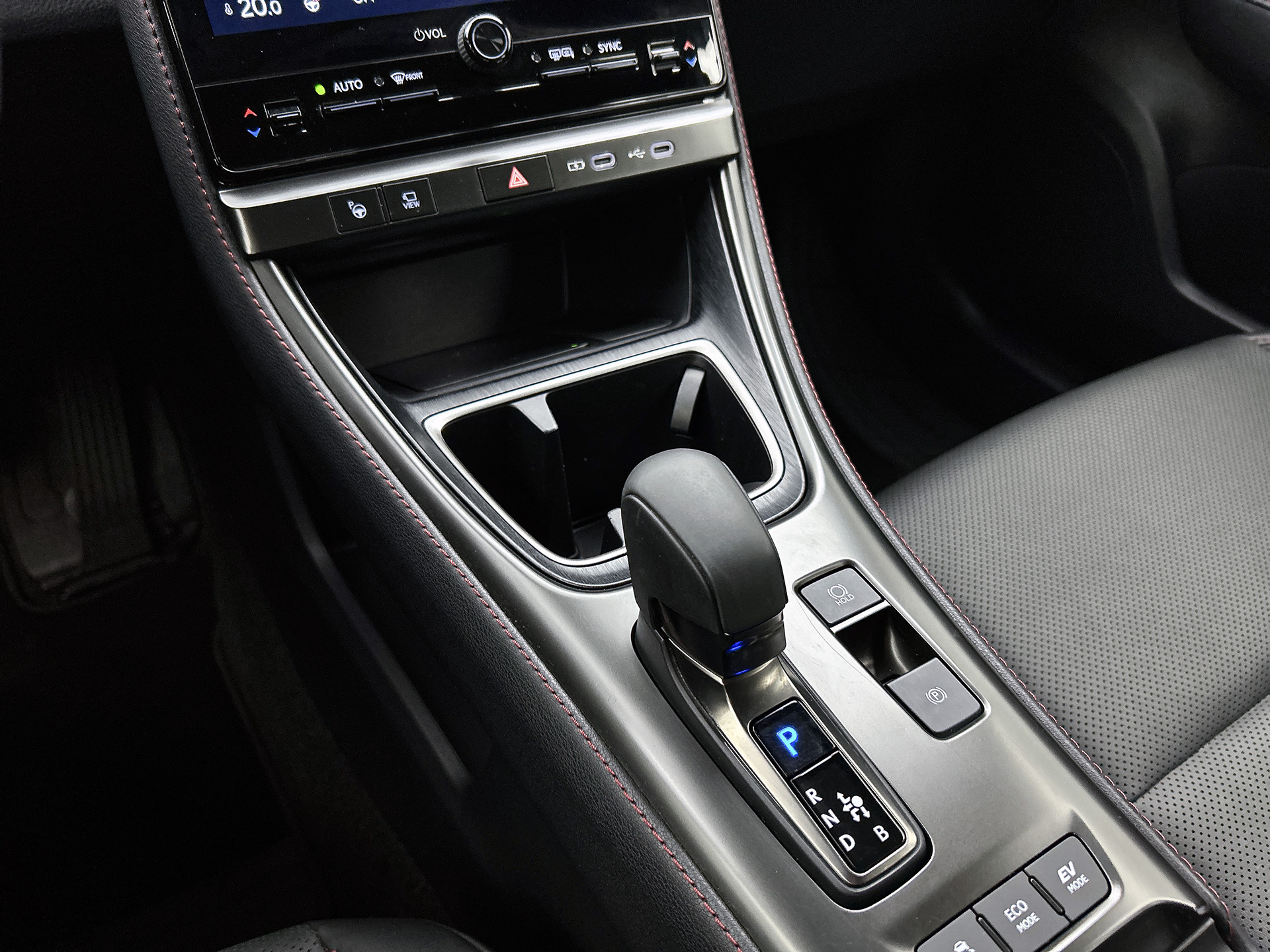 Foto van Lexus Lexus LBX
