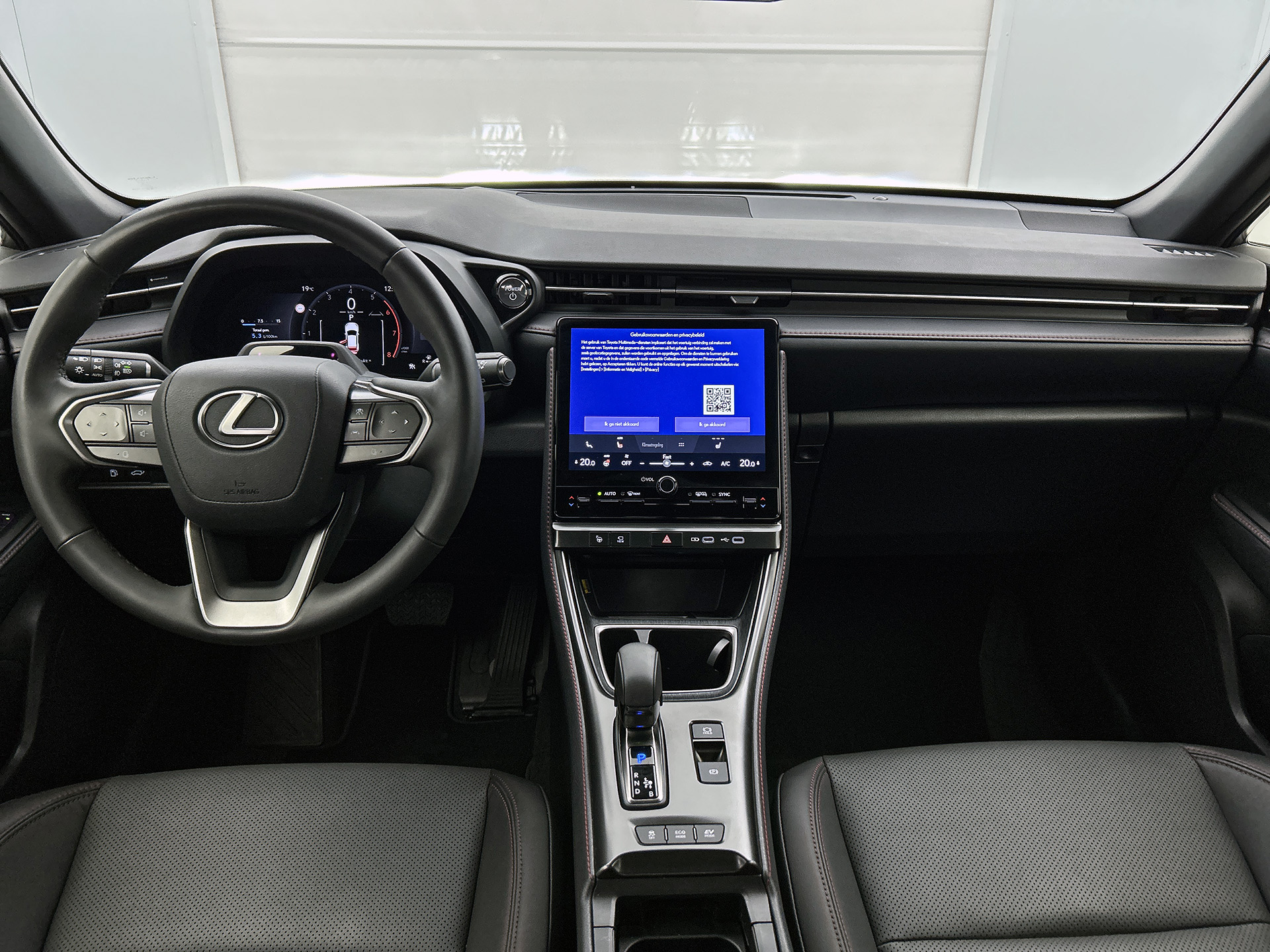Foto van Lexus Lexus LBX