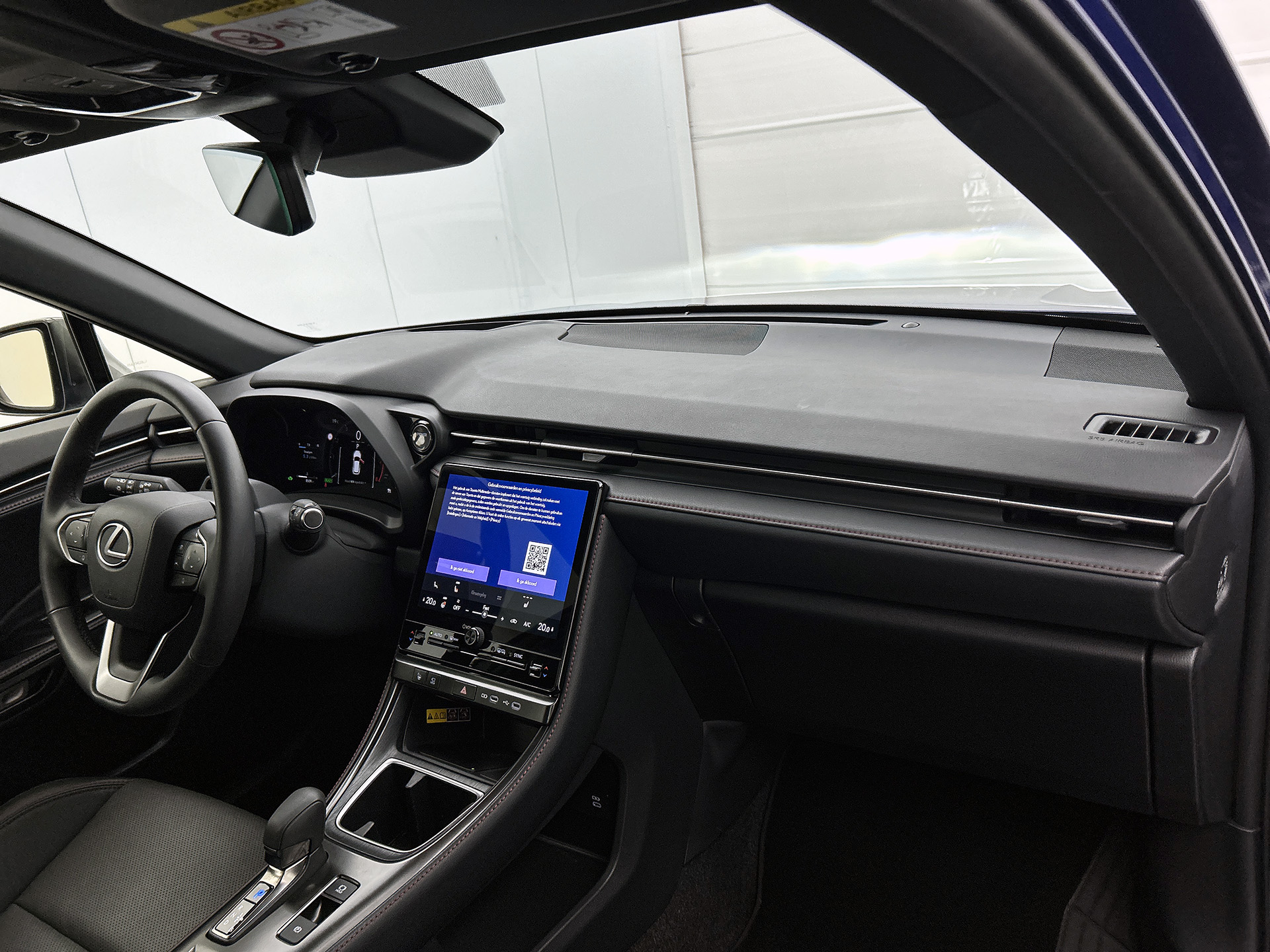 Foto van Lexus Lexus LBX