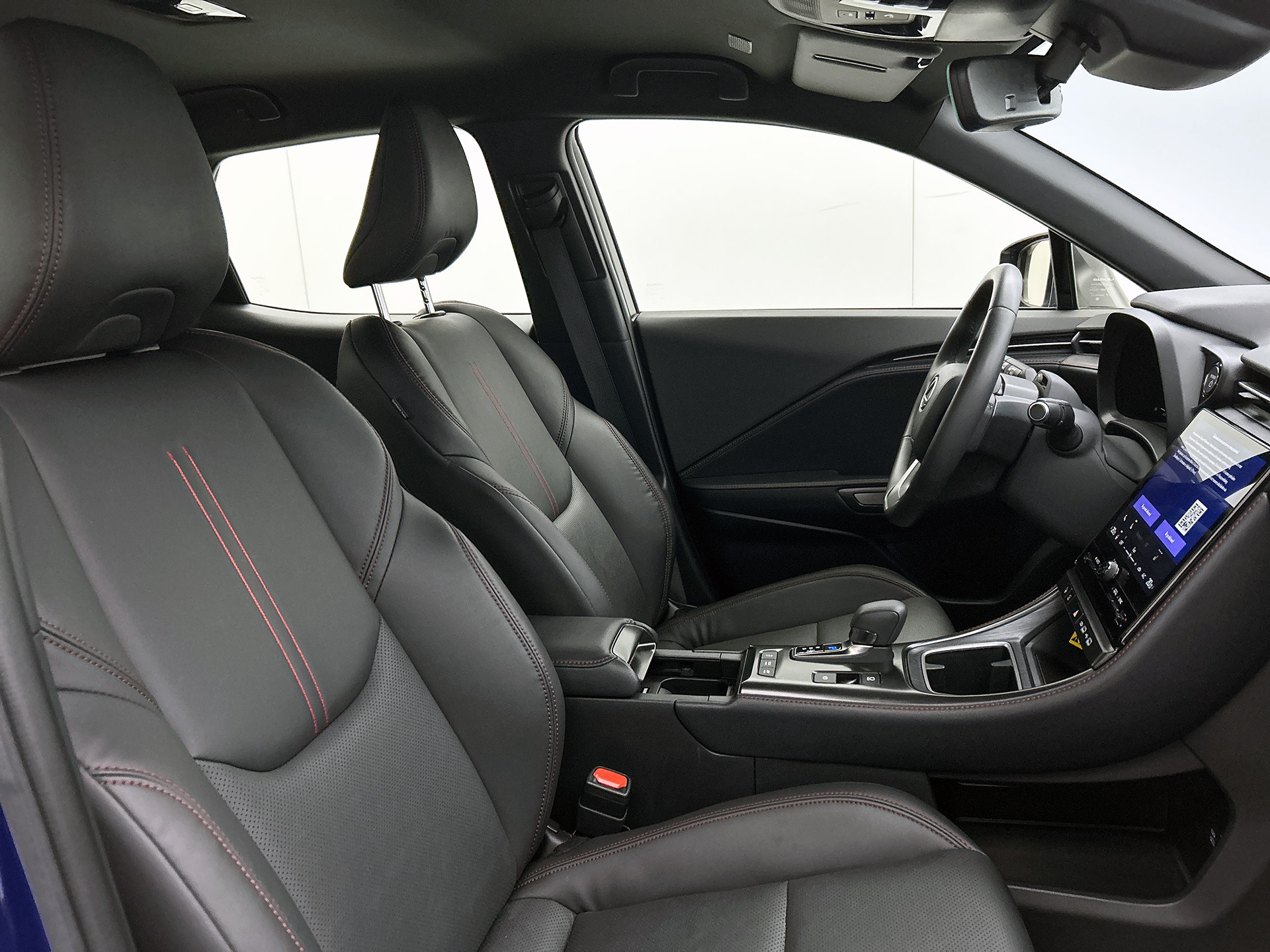Foto van Lexus Lexus LBX