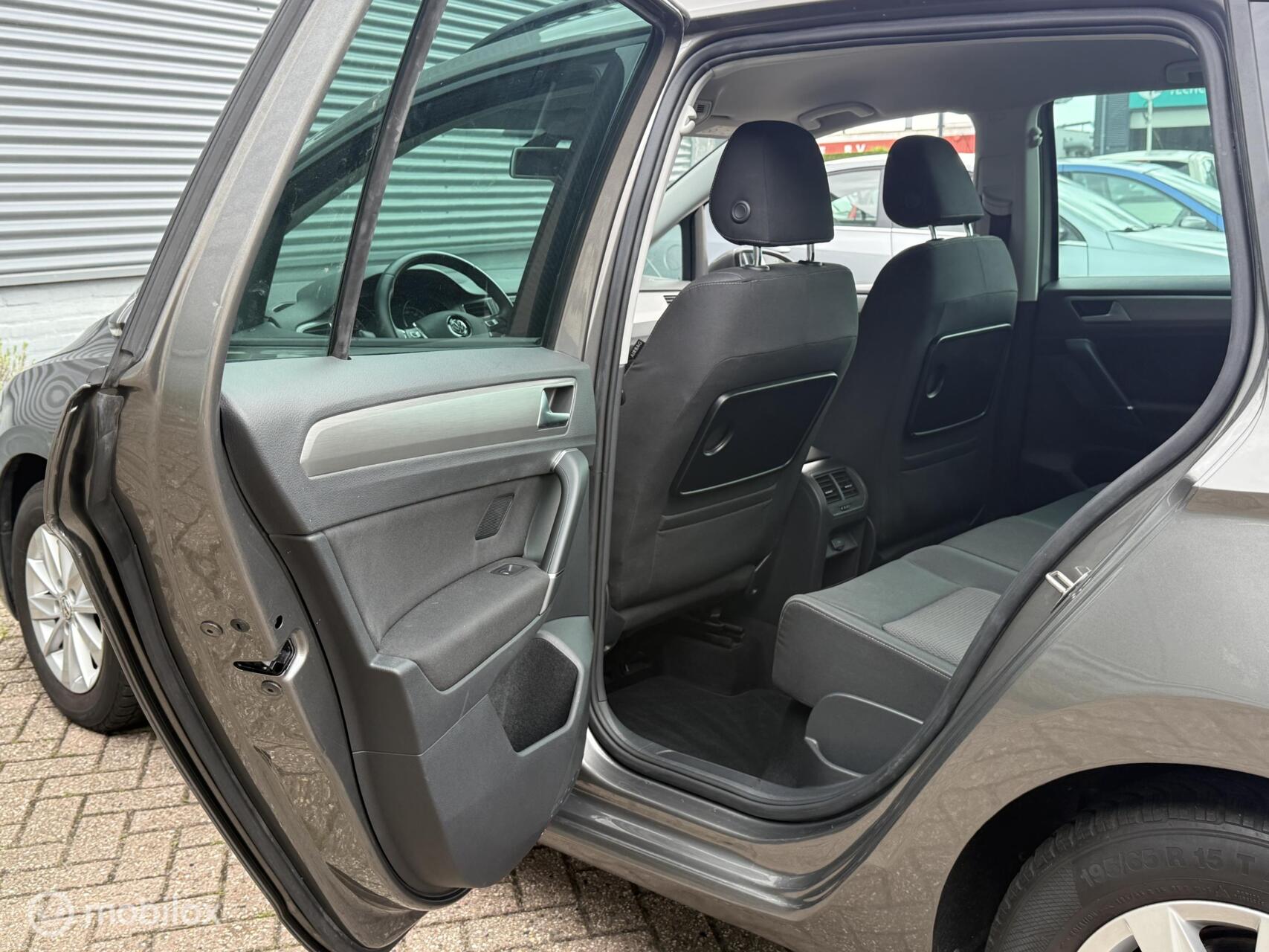 Foto van Volkswagen Golf Sportsvan