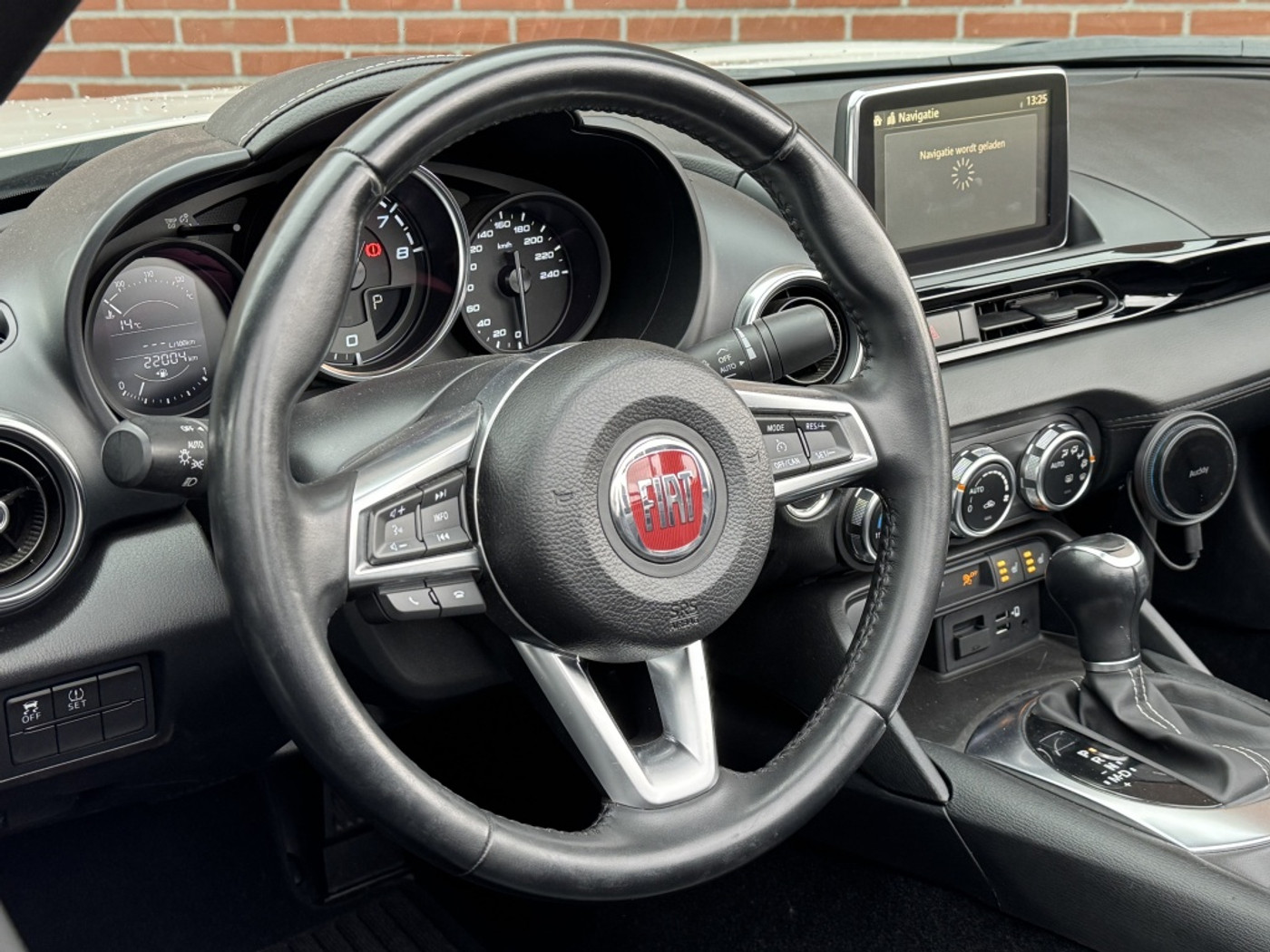 Foto van Fiat 124 Spider