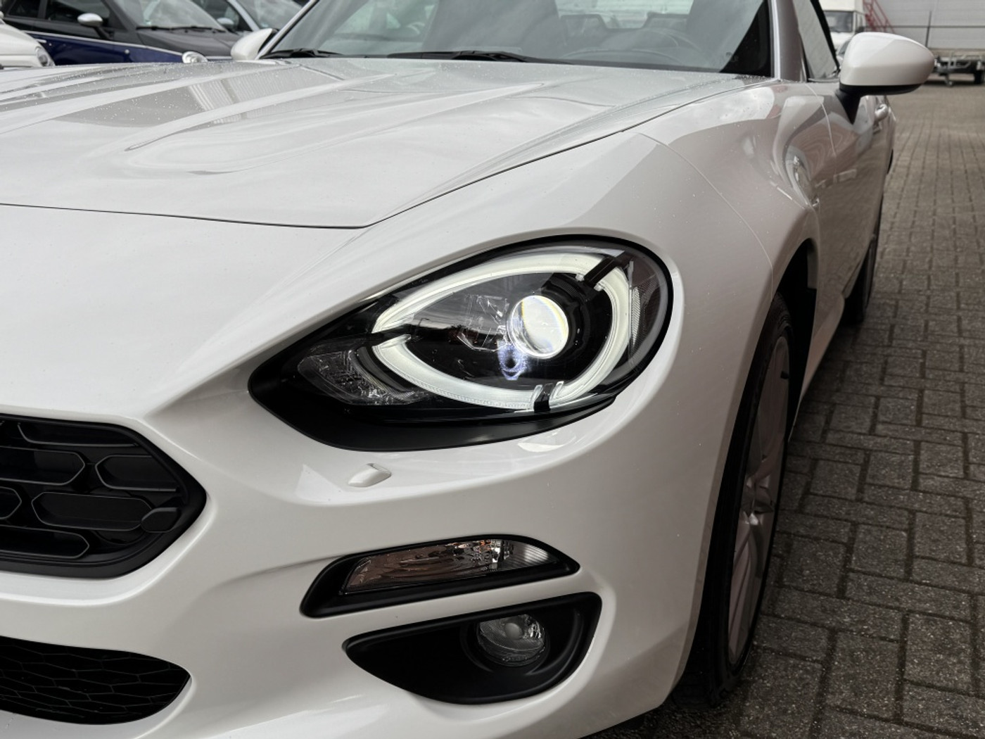 Foto van Fiat 124 Spider
