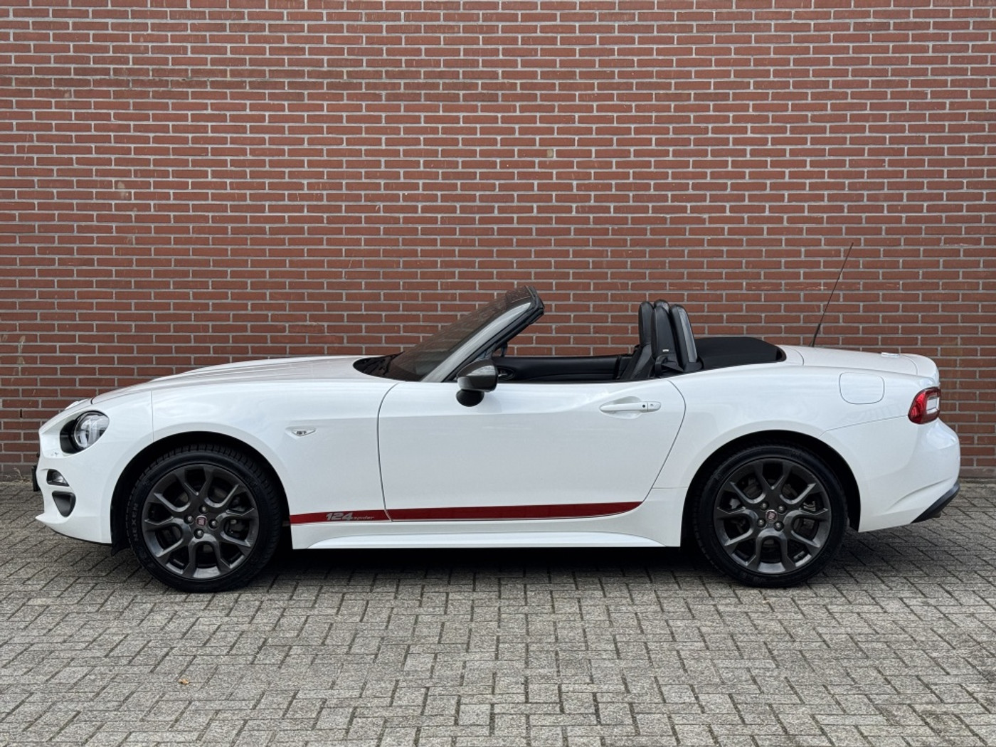 Foto van Fiat Fiat 124 Spider