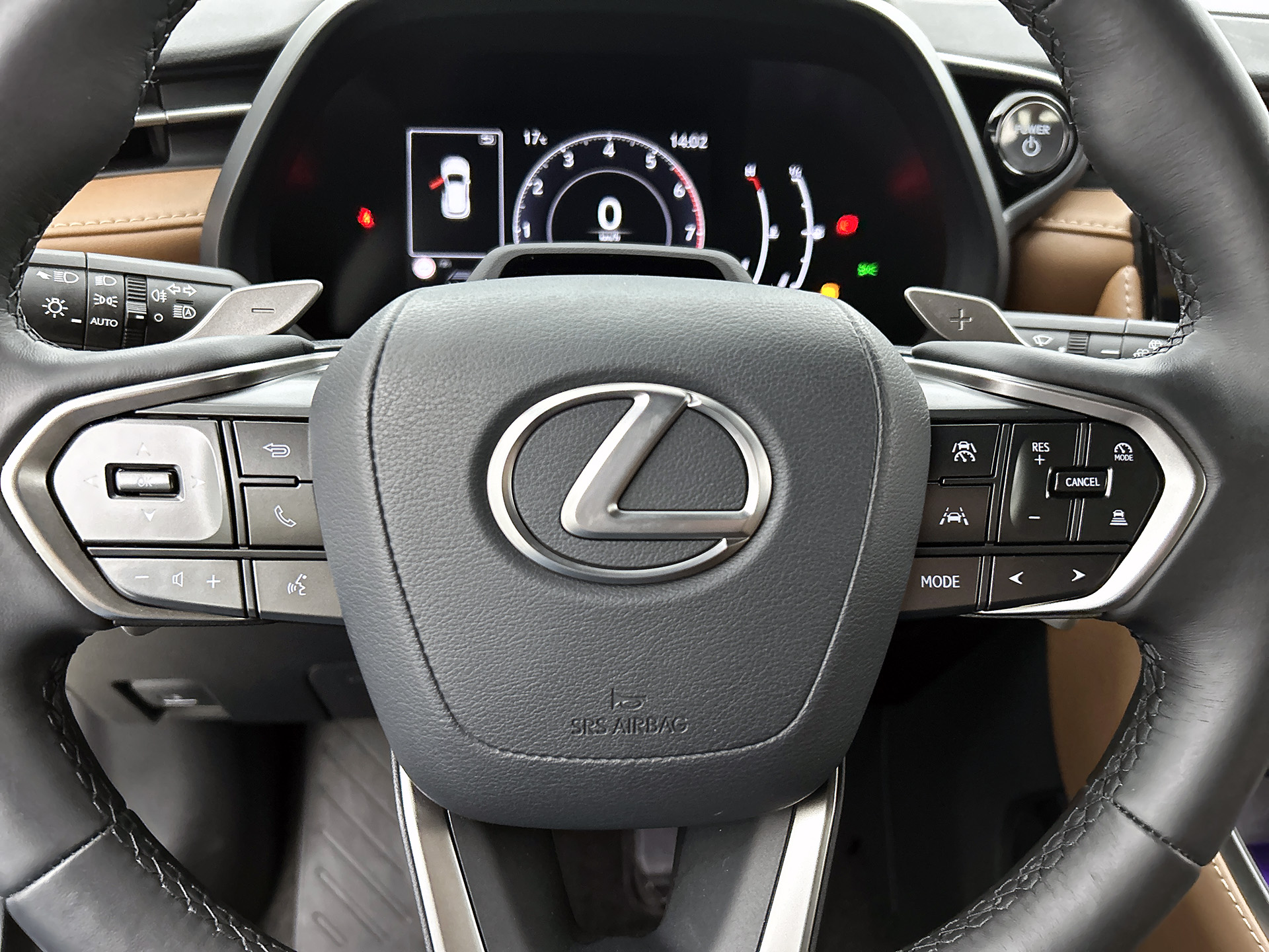 Foto van Lexus Lexus LBX