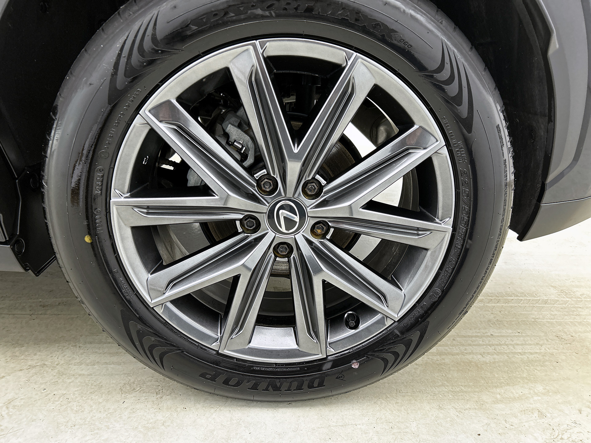 Foto van Lexus Lexus LBX