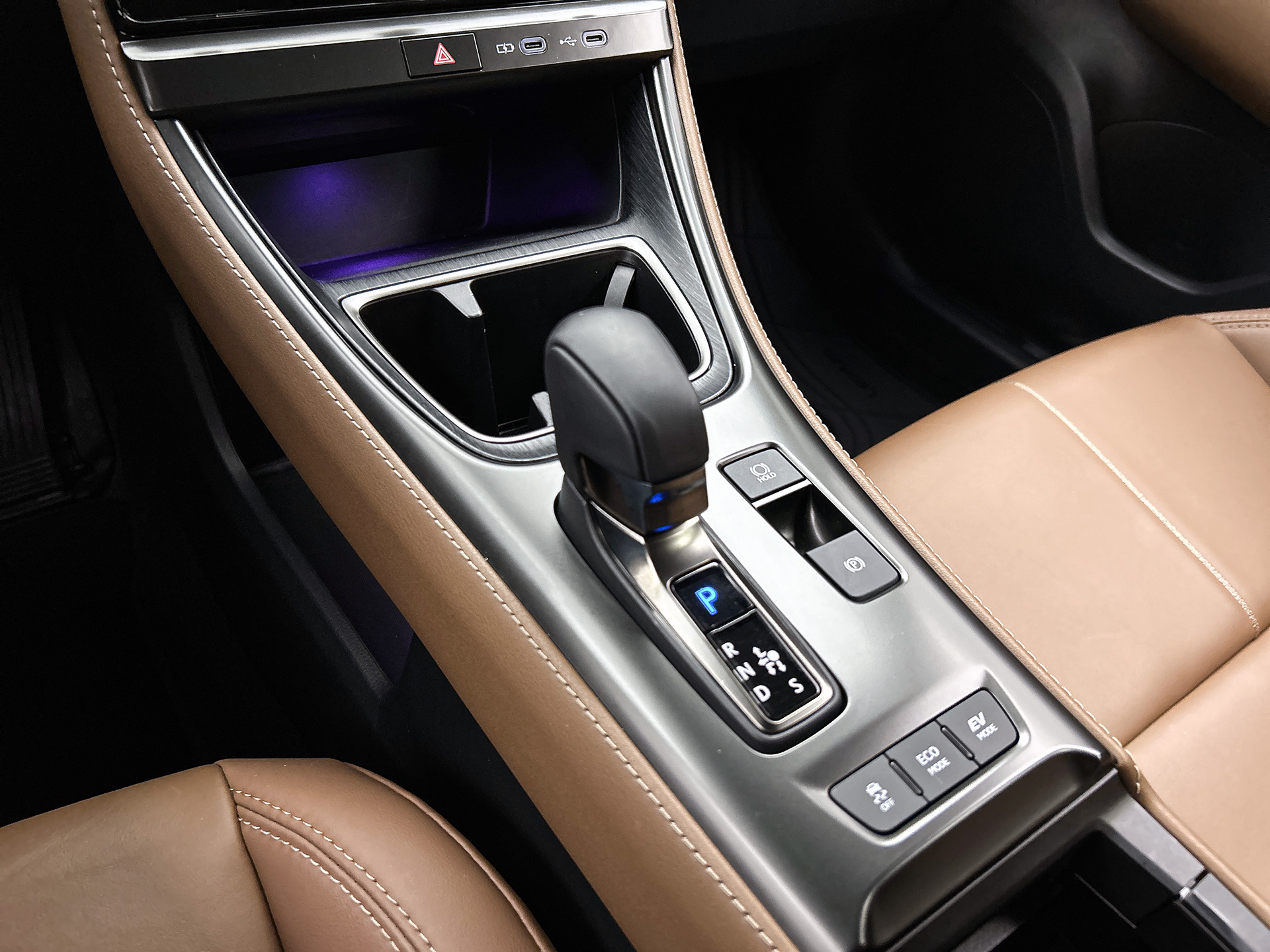 Foto van Lexus Lexus LBX