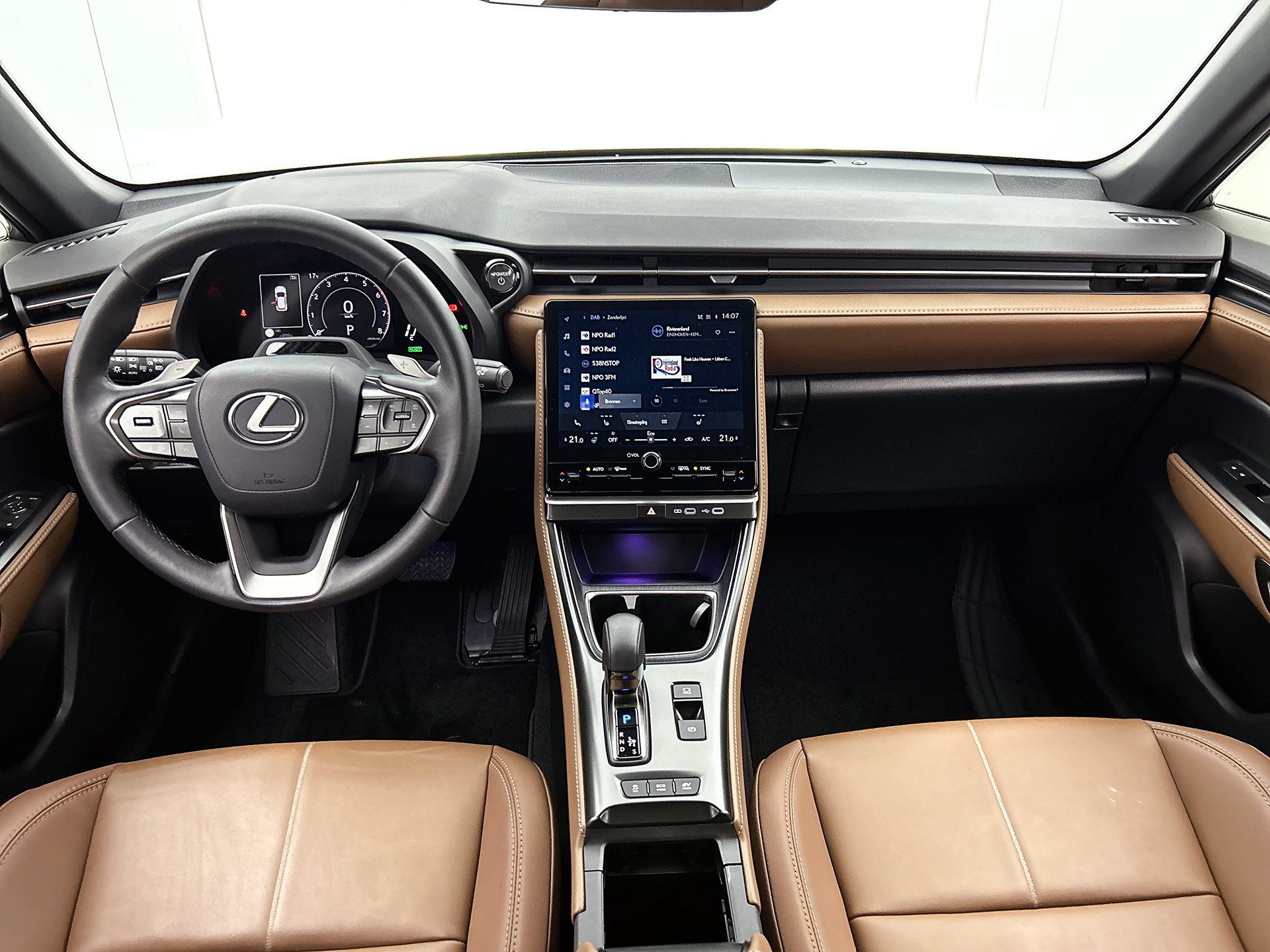 Foto van Lexus Lexus LBX