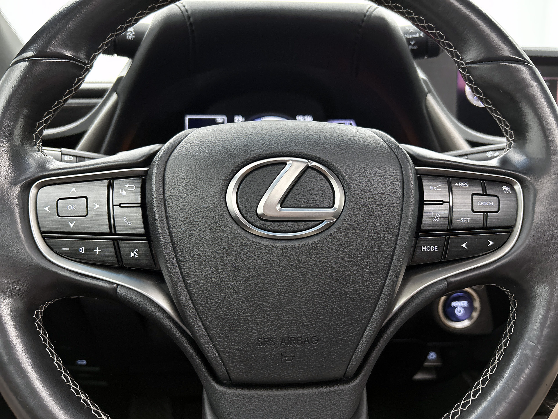 Foto van Lexus Lexus Es300h