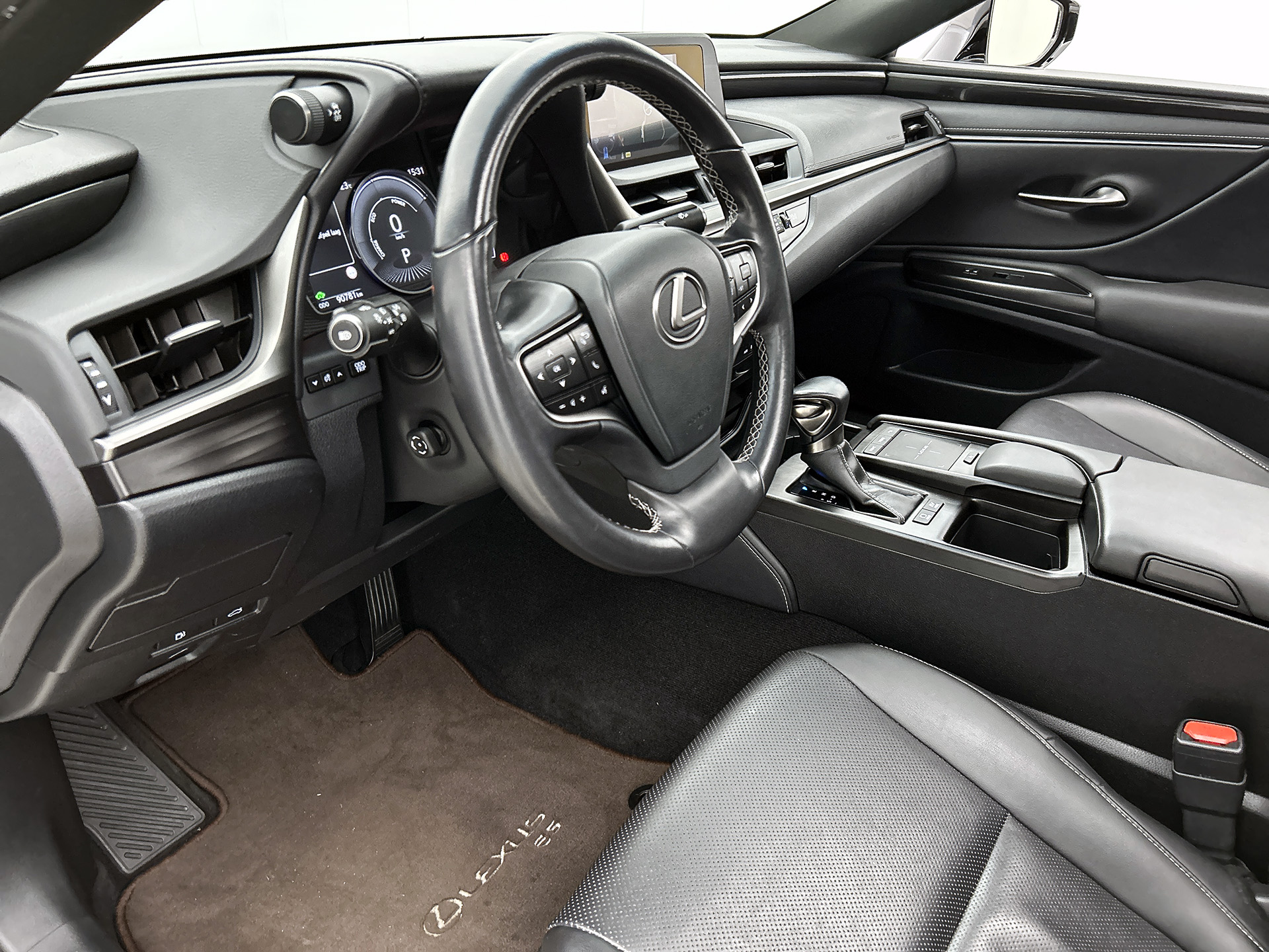 Foto van Lexus Lexus Es300h