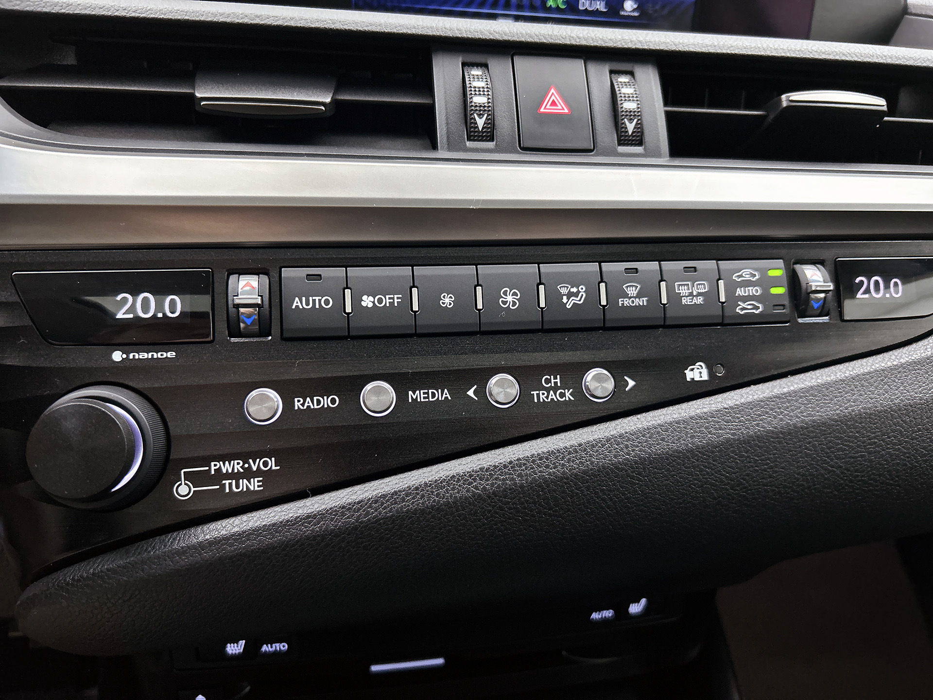 Foto van Lexus Lexus Es300h